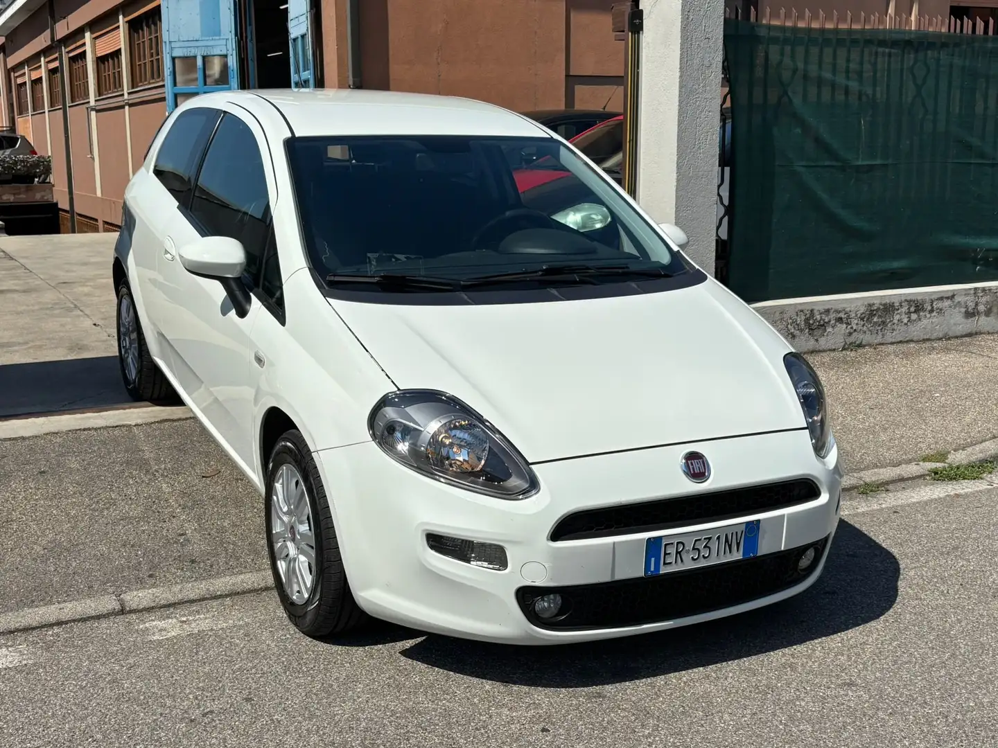 Fiat Punto 1.4 3P*LOUNGE*NEOPATENTATI* Bianco - 1