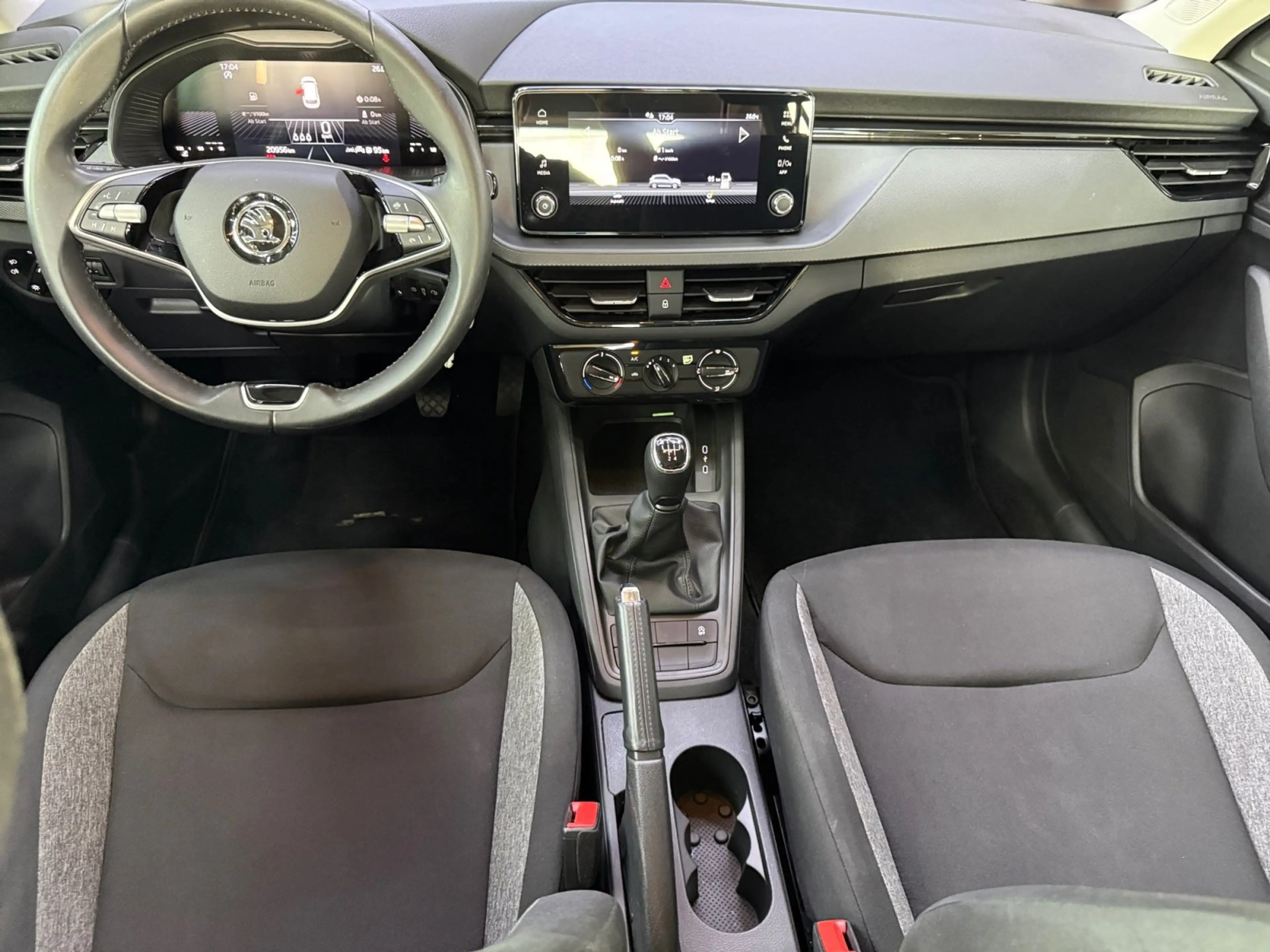 Skoda Kamiq Essence 1.0TSI Spurhalteassistent PDC Klima — photo 10