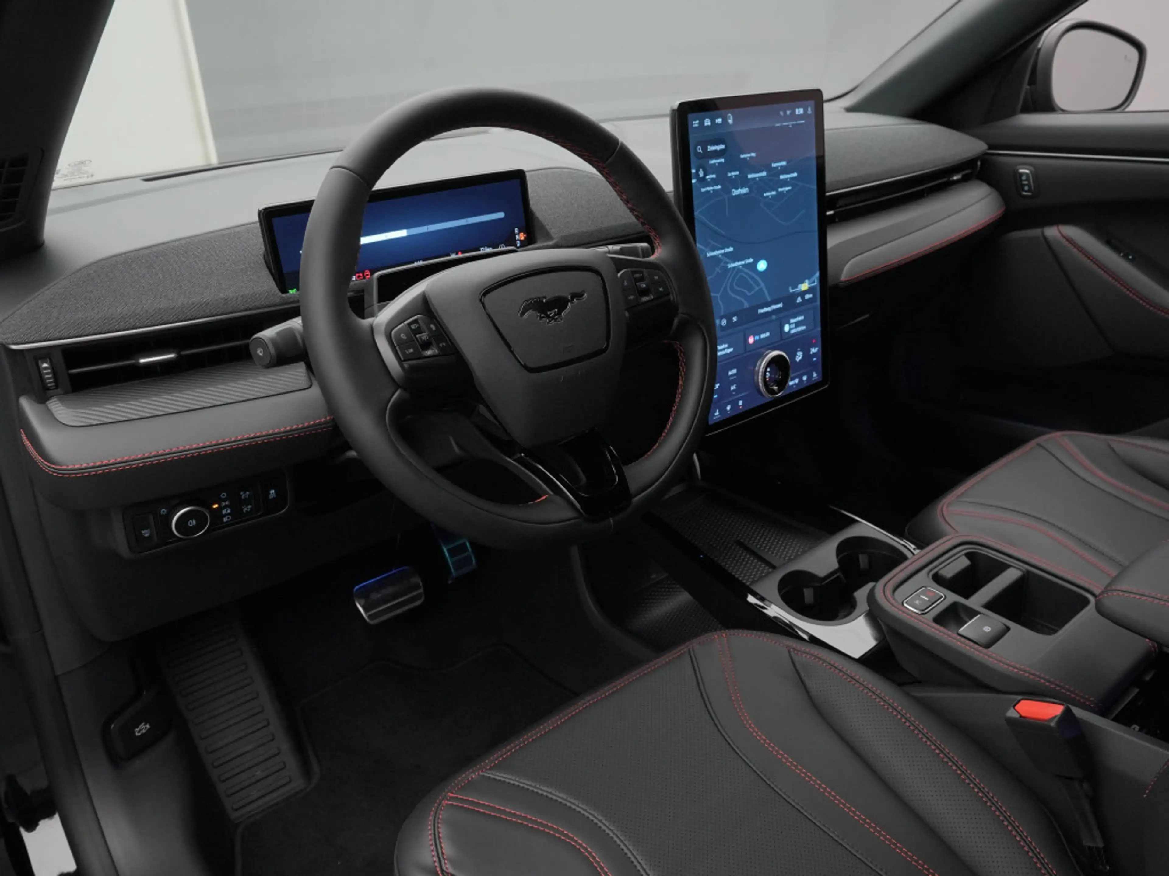 Ford Mustang Mach-E Premium 276PS/ACC/LED/Navi — photo 10