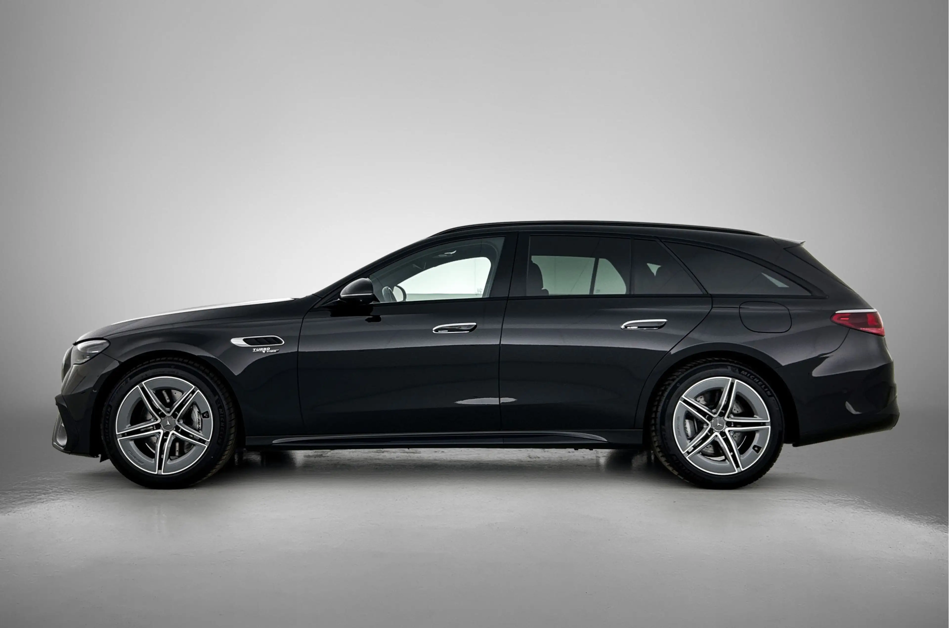 Mercedes-Benz E 53 AMG Estate Mercedes-AMG 4MATIC+ AMG Driver's Package | — photo 4