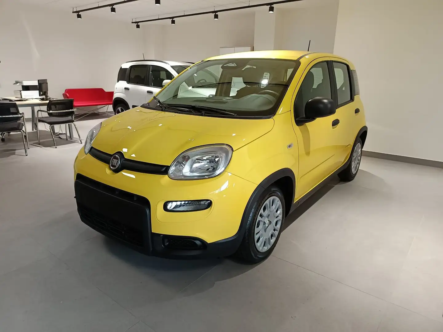 Fiat Panda 1.0 Hybrid Amarillo - 1