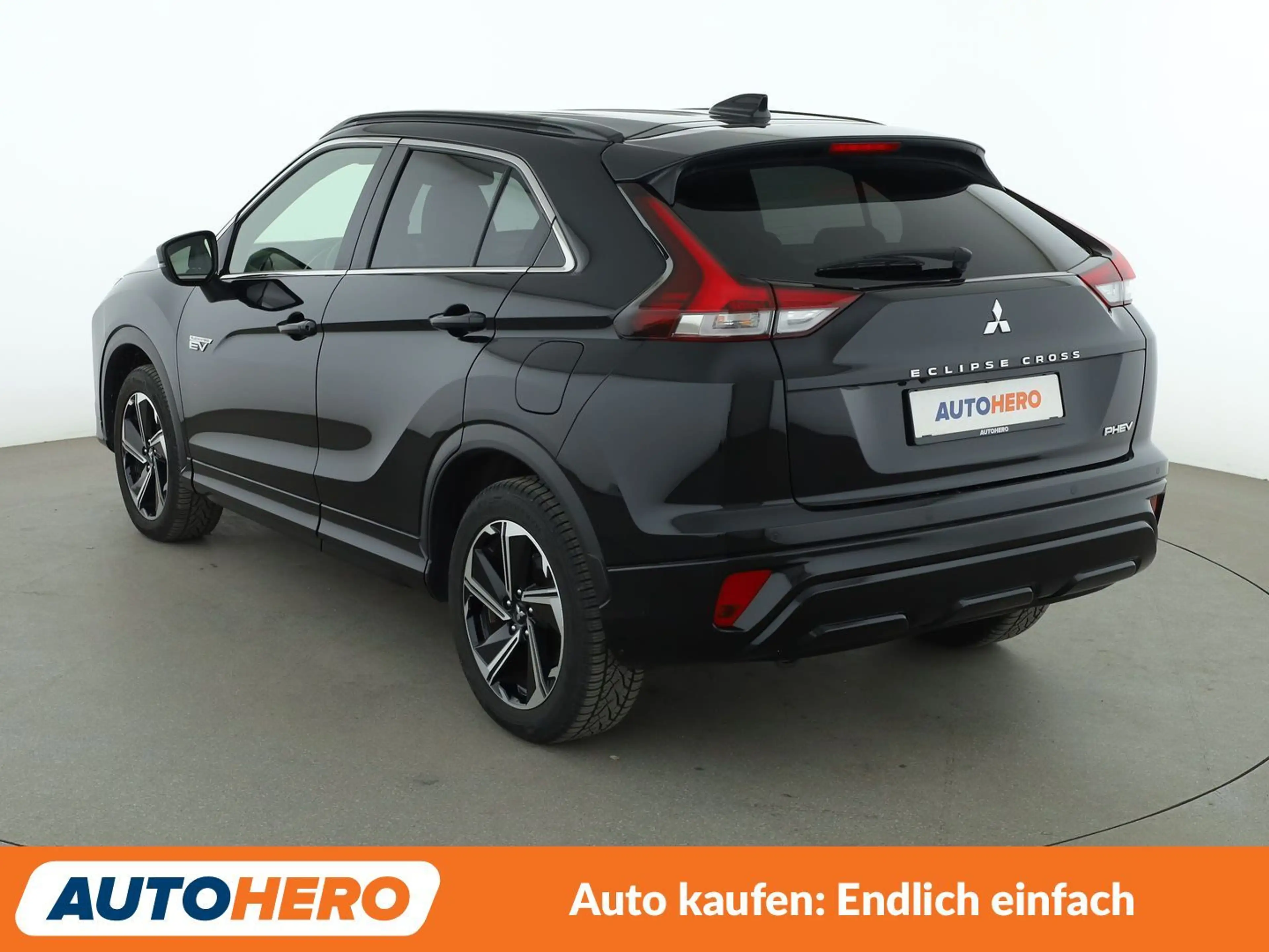 Mitsubishi Eclipse Cross 2.4 Plug-in Hybrid Plus Select Black 4WD Aut.*NAVI — photo 4