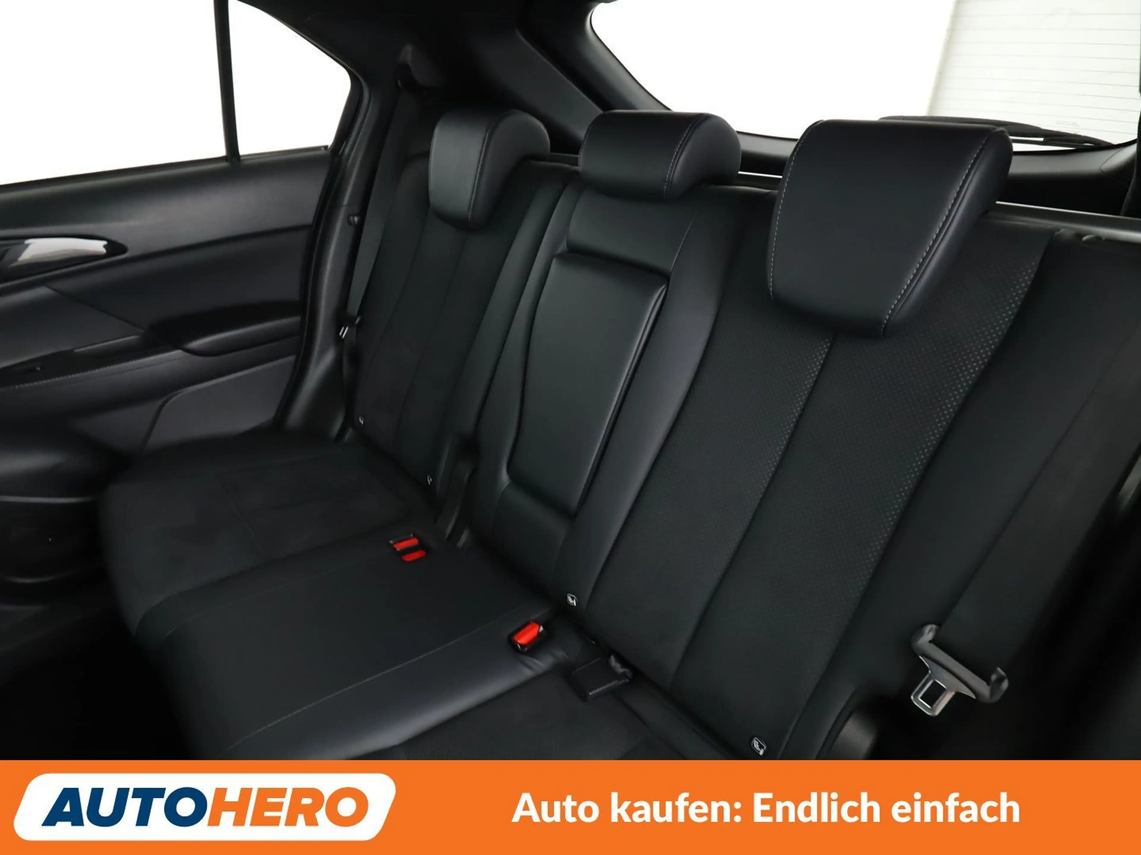 Mitsubishi Eclipse Cross 2.4 Plug-in Hybrid Plus Select Black 4WD Aut.*NAVI — photo 14