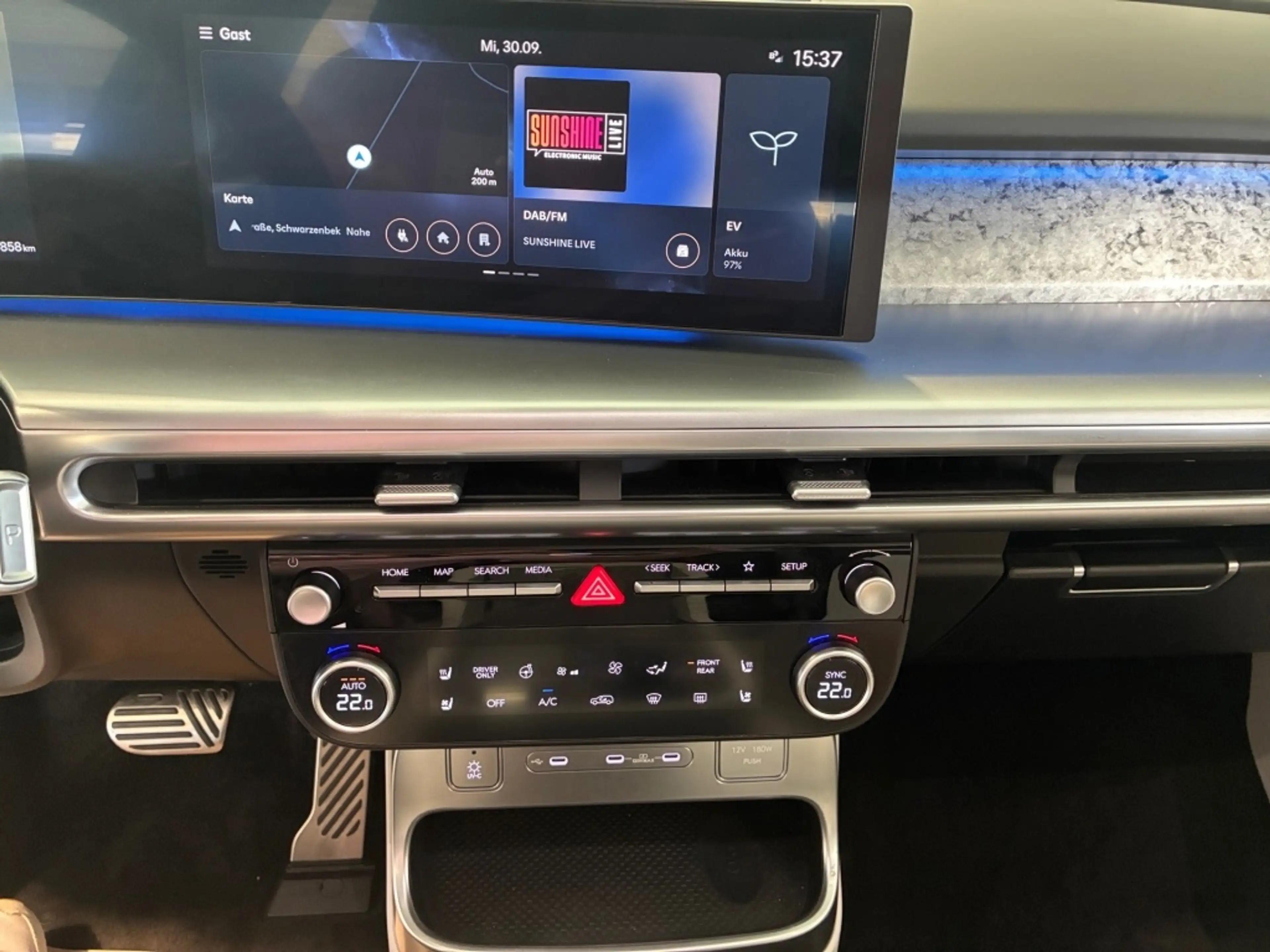 Hyundai IONIQ 9 UNIQ 4WD 6-Sitzer SHZ LHZ HUD PANO NAVI — photo 8