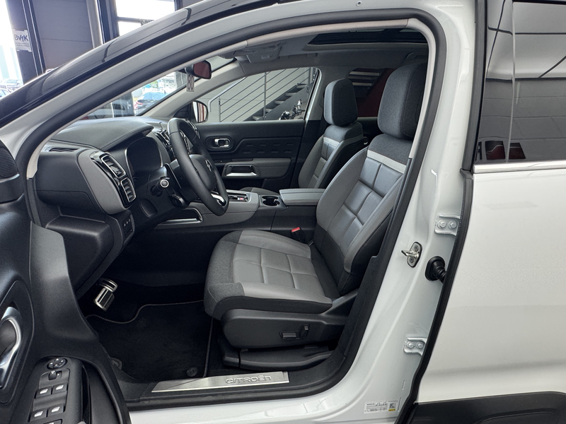 Citroen C5 Aircross 130 EAT 8 Shine Pack Panoramadach — photo 12