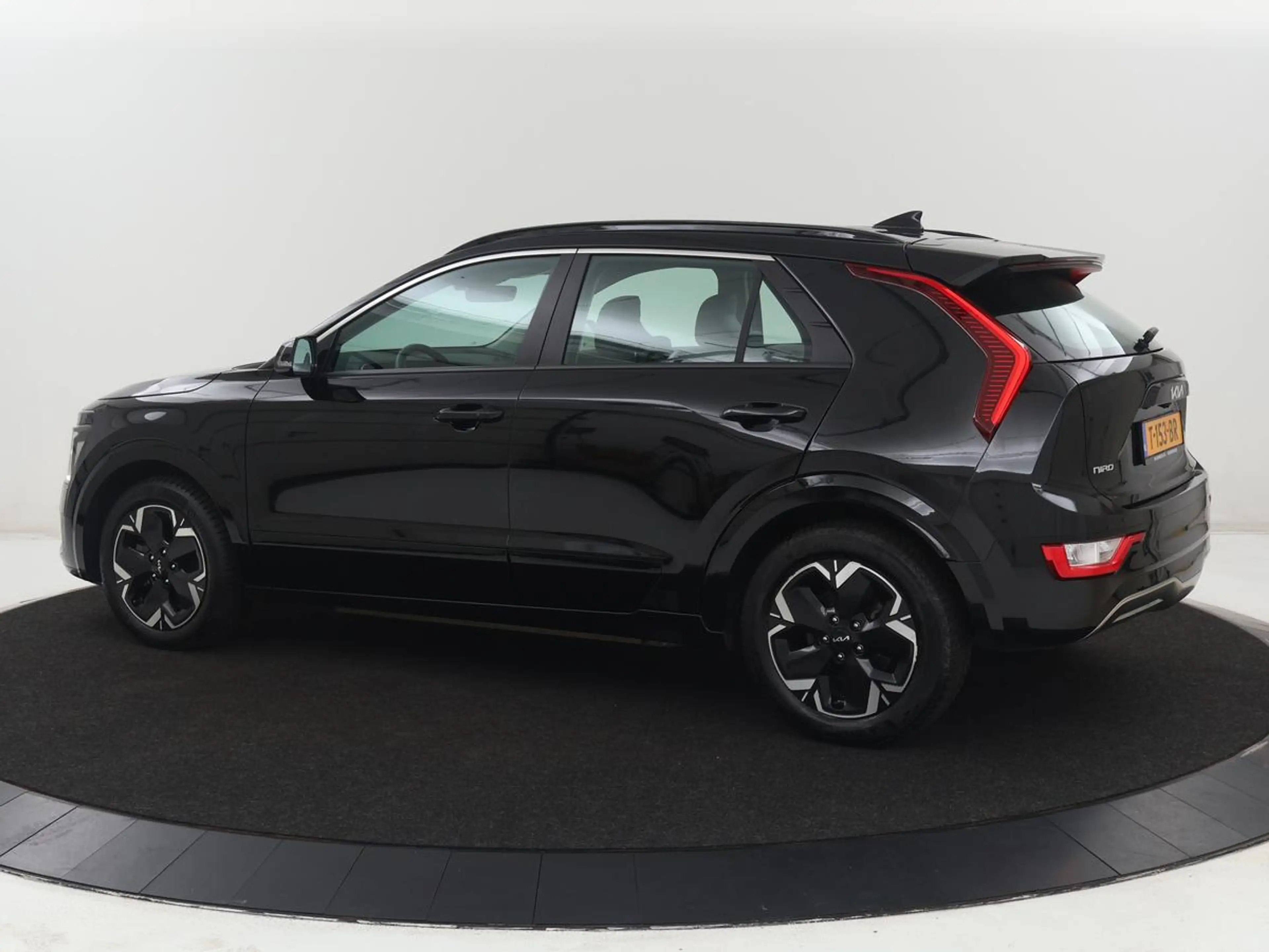 Kia e-Niro EV DynamicLine 64.8 kWh | Adaptive cruise | Half l — photo 2