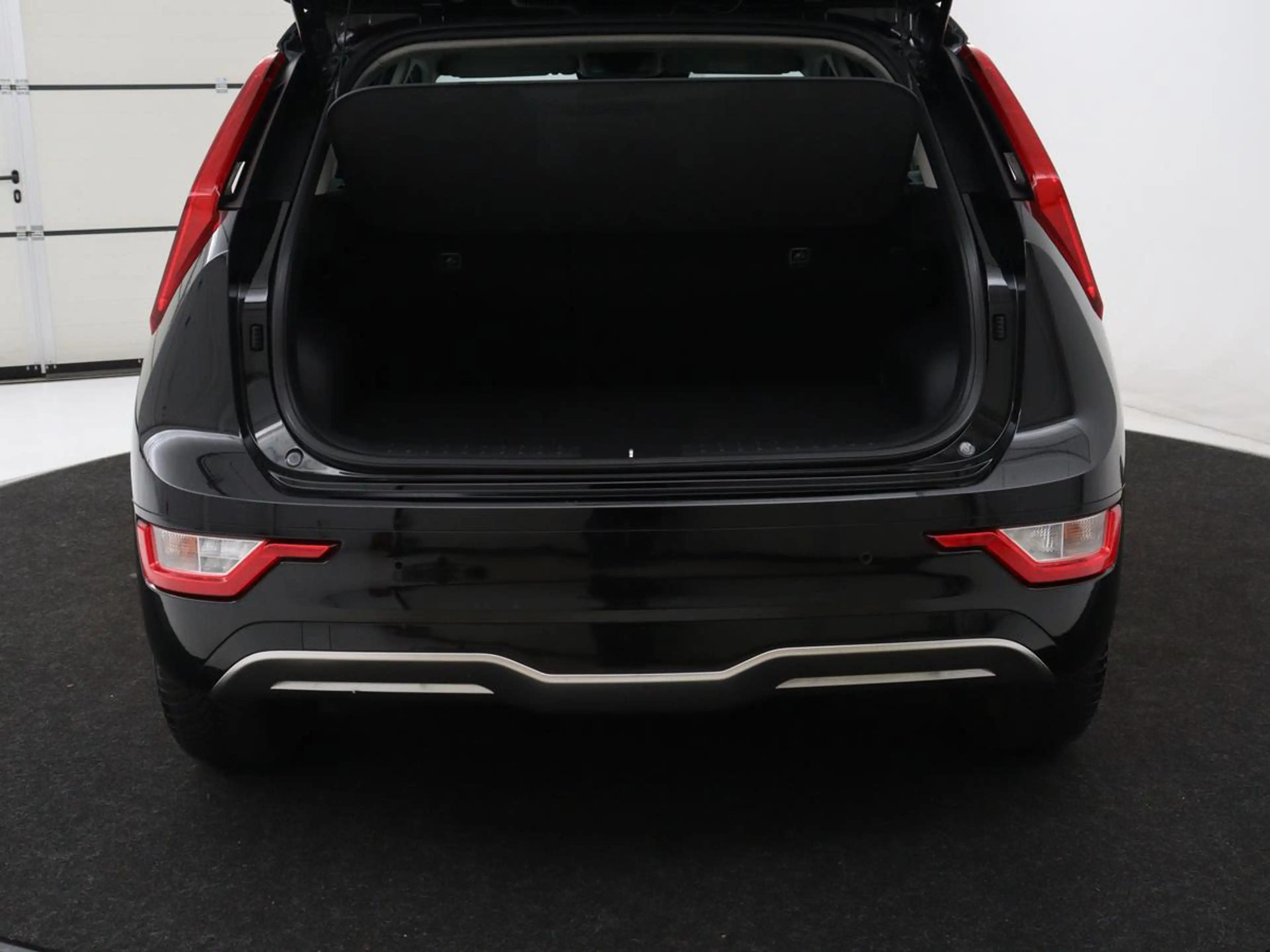 Kia e-Niro EV DynamicLine 64.8 kWh | Adaptive cruise | Half l — photo 10
