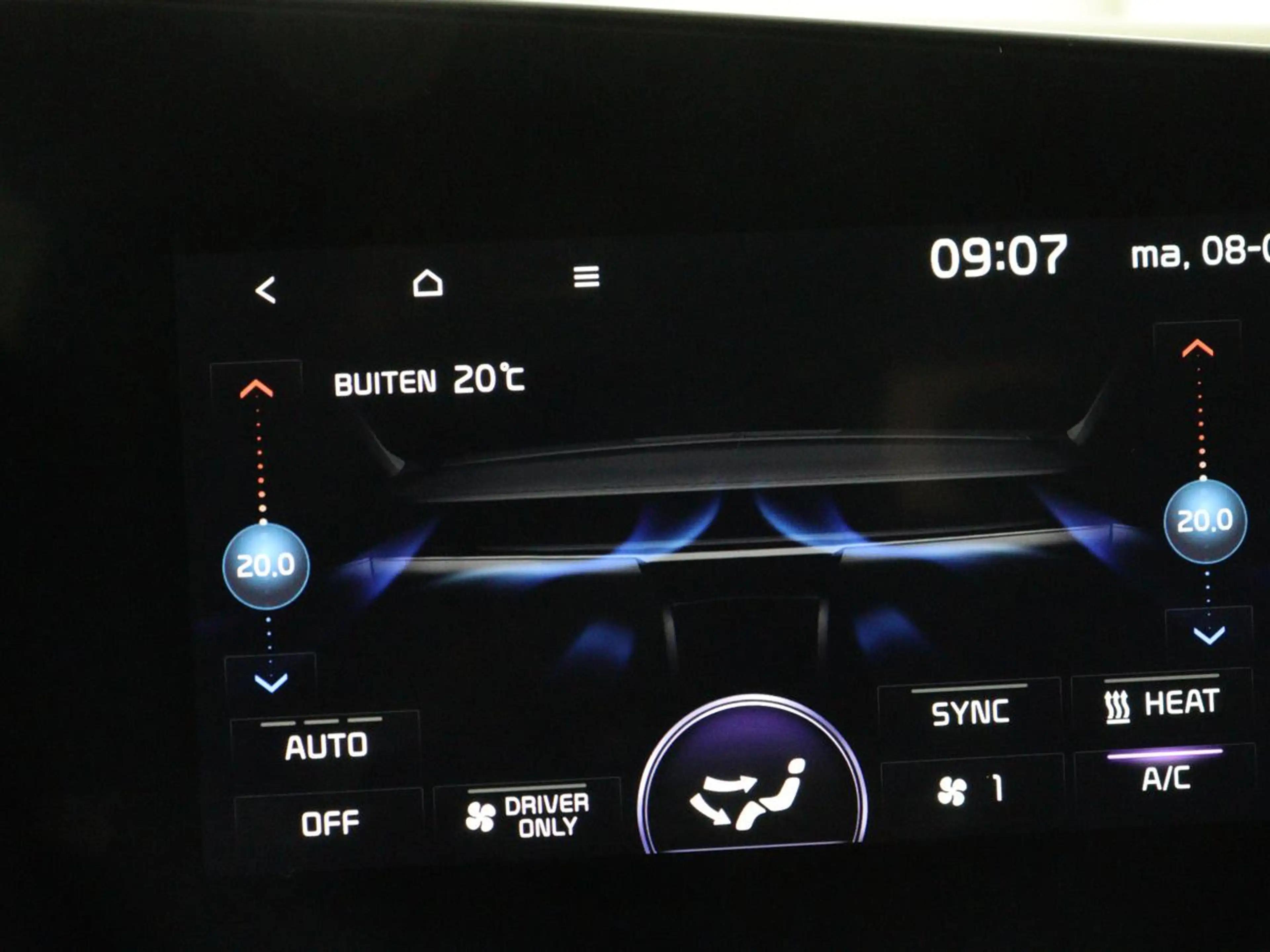Kia e-Niro EV DynamicLine 64.8 kWh | Adaptive cruise | Half l — photo 24