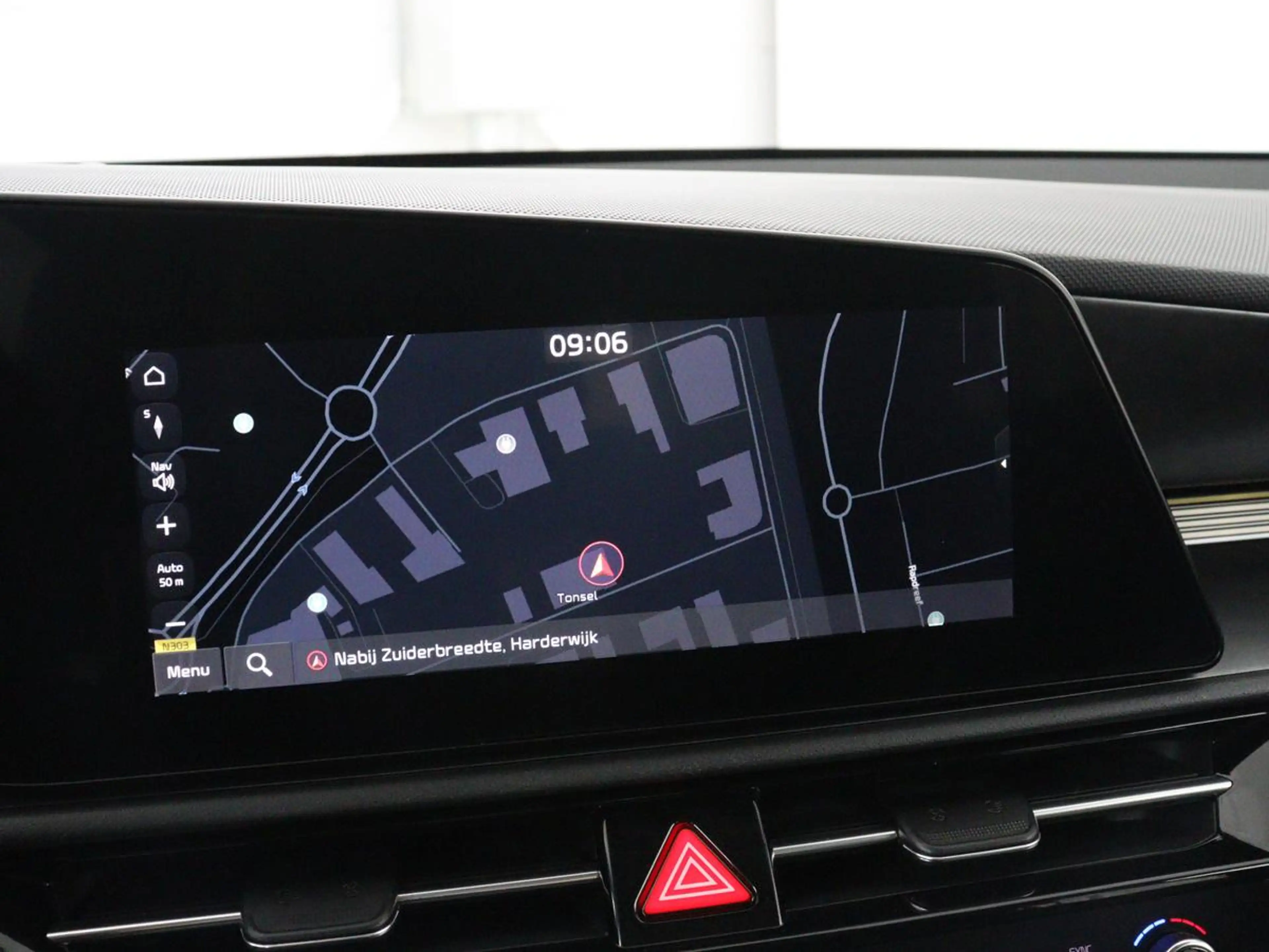 Kia e-Niro EV DynamicLine 64.8 kWh | Adaptive cruise | Half l — photo 18