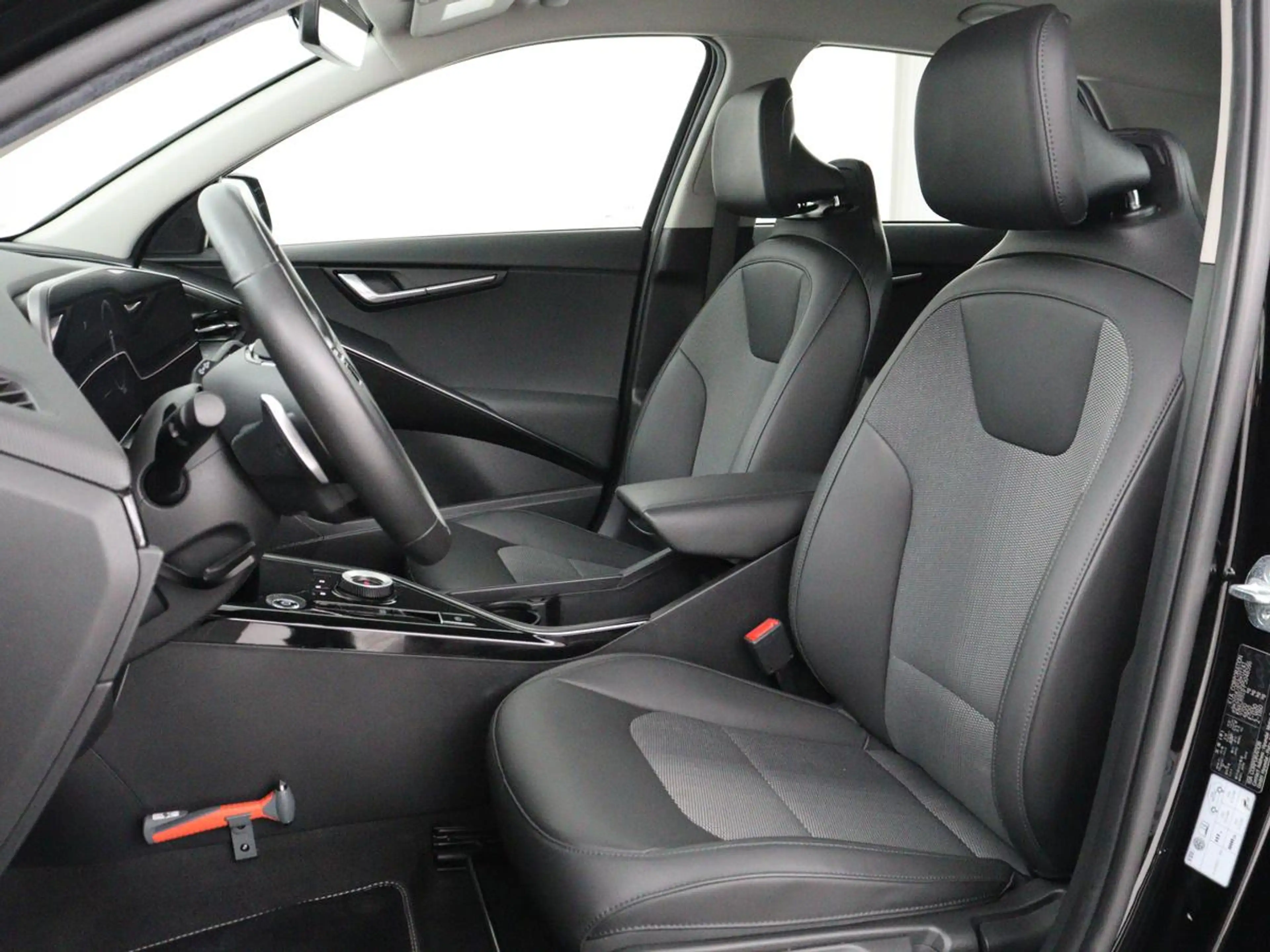Kia e-Niro EV DynamicLine 64.8 kWh | Adaptive cruise | Half l — photo 5