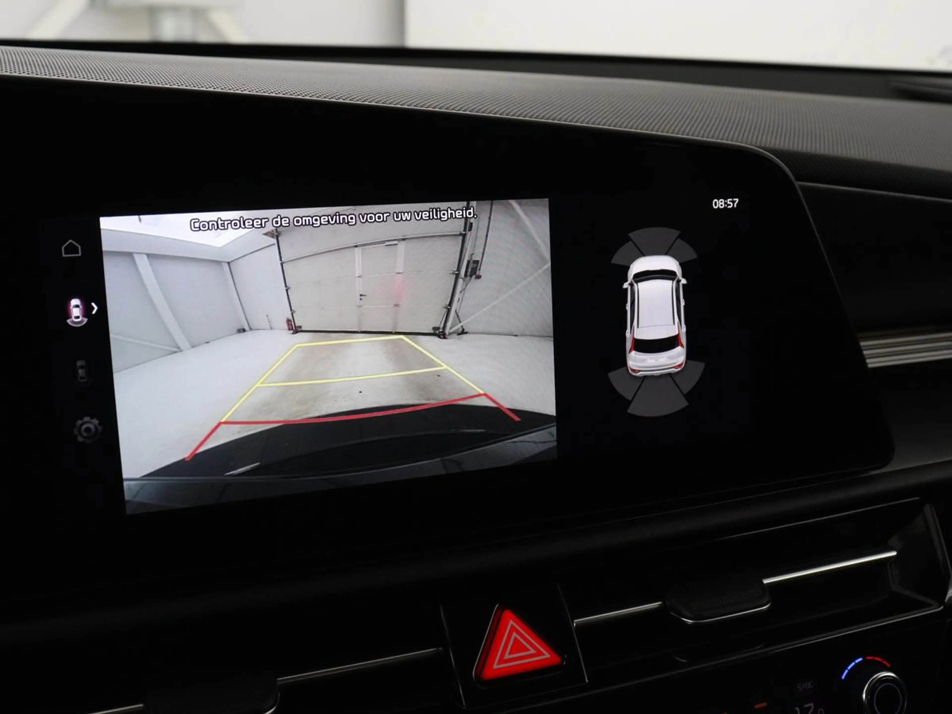 Kia e-Niro EV DynamicLine 64.8 kWh | Adaptive cruise | Half l — photo 15