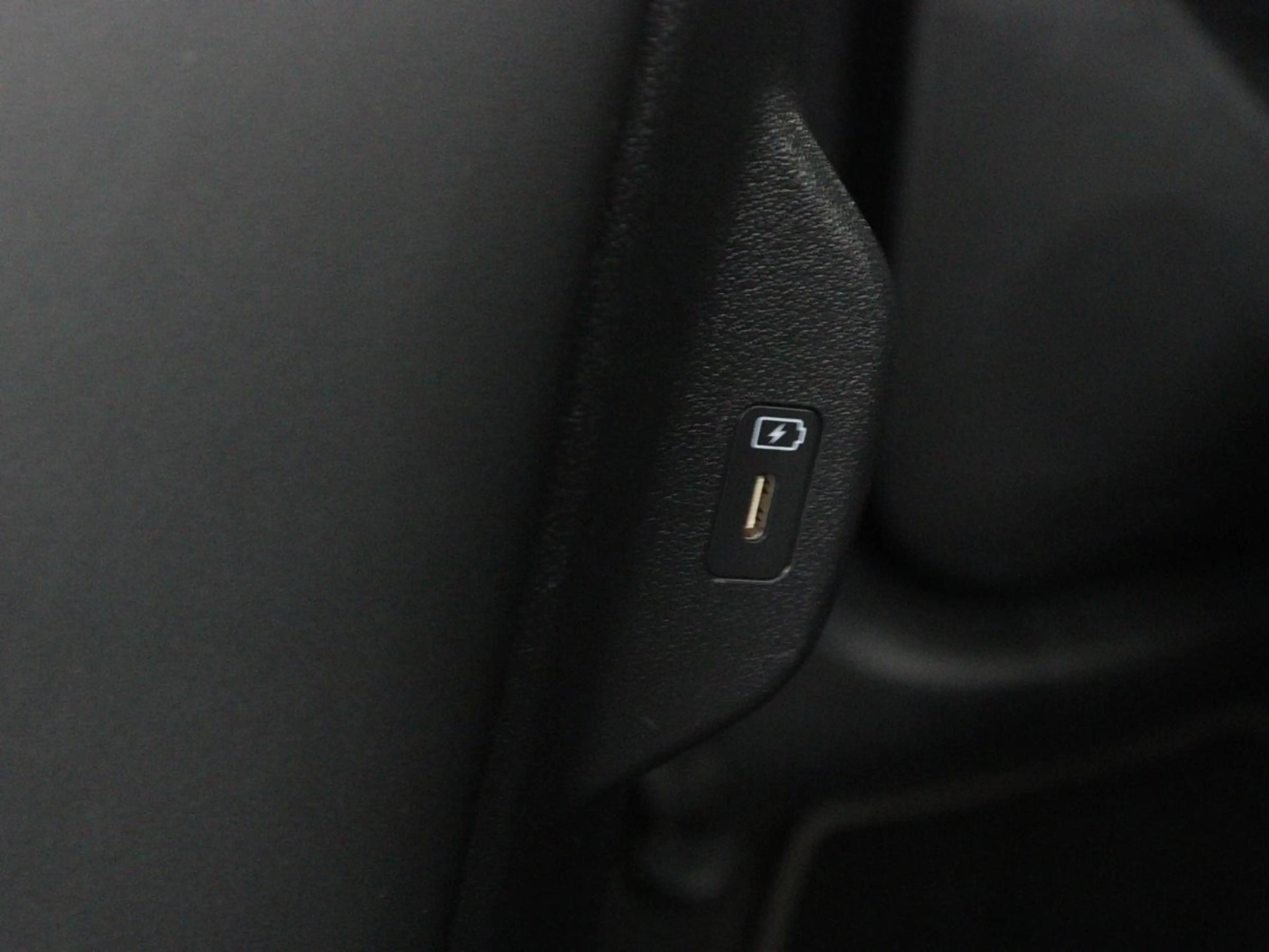 Kia e-Niro EV DynamicLine 64.8 kWh | Adaptive cruise | Half l — photo 6