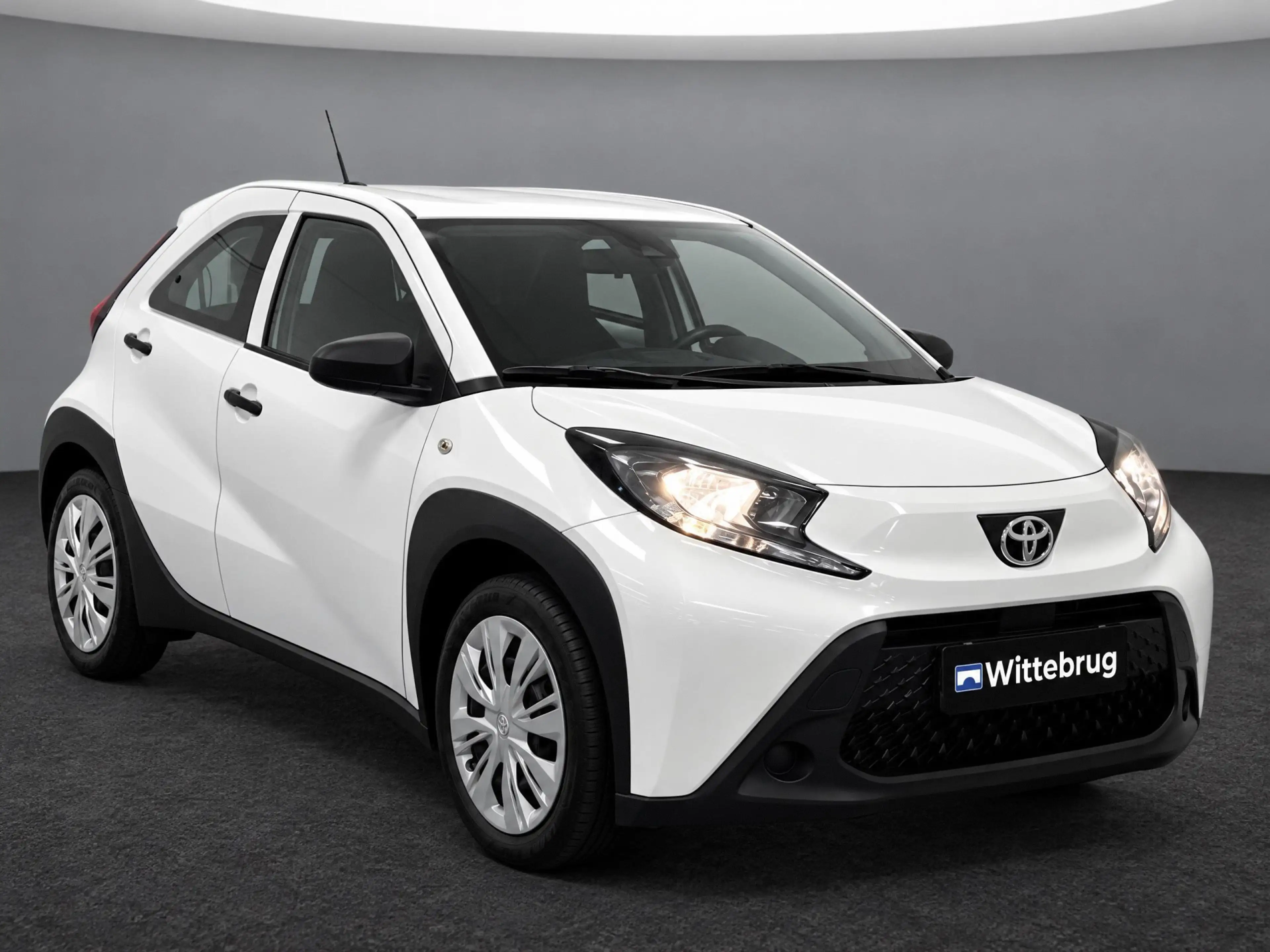 Toyota Aygo X 1.0 VVT-i MT APPLE CARPLAY / ANDROID AUTO | AIRCO — photo 4