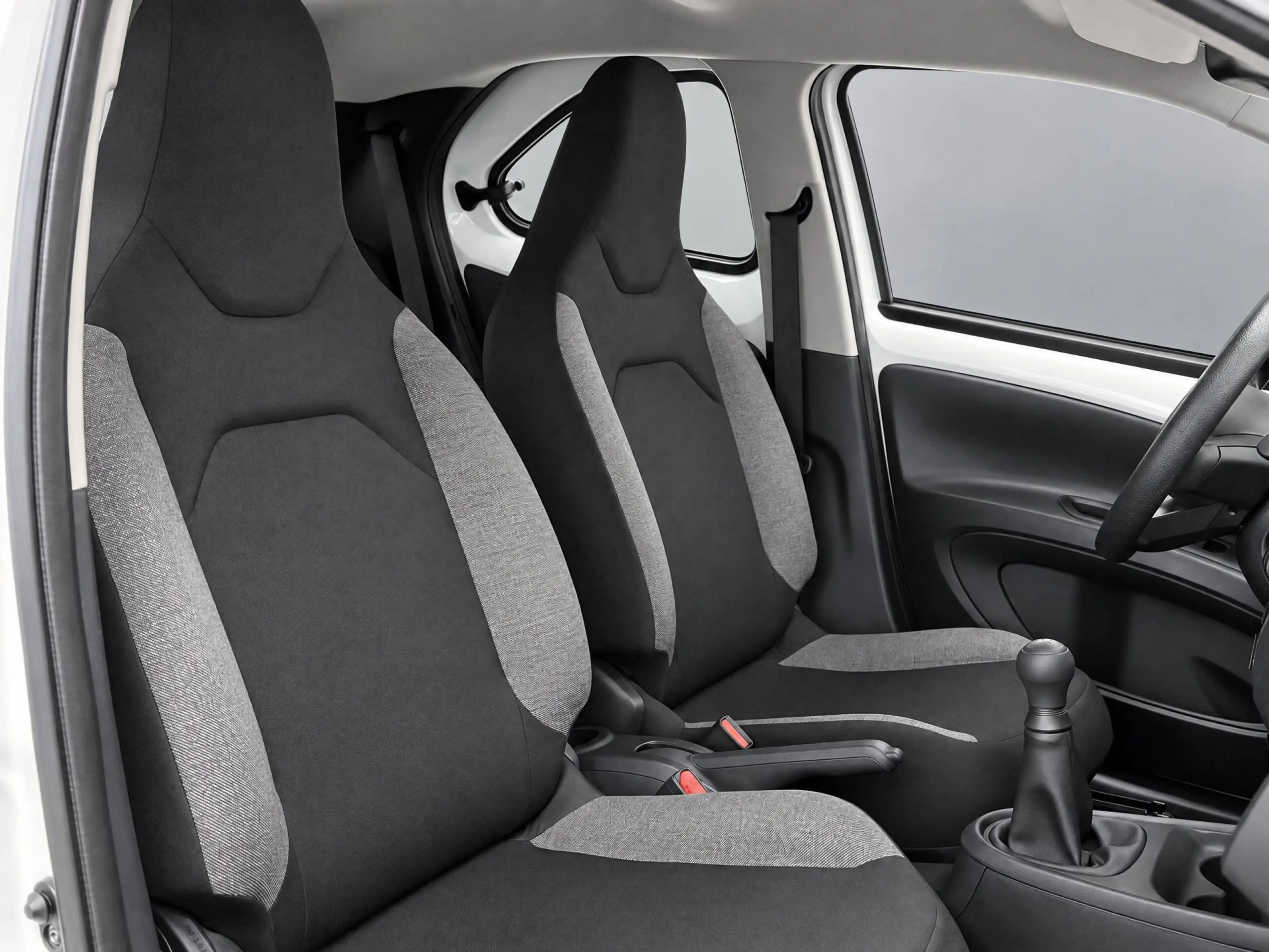 Toyota Aygo X 1.0 VVT-i MT APPLE CARPLAY / ANDROID AUTO | AIRCO — photo 7