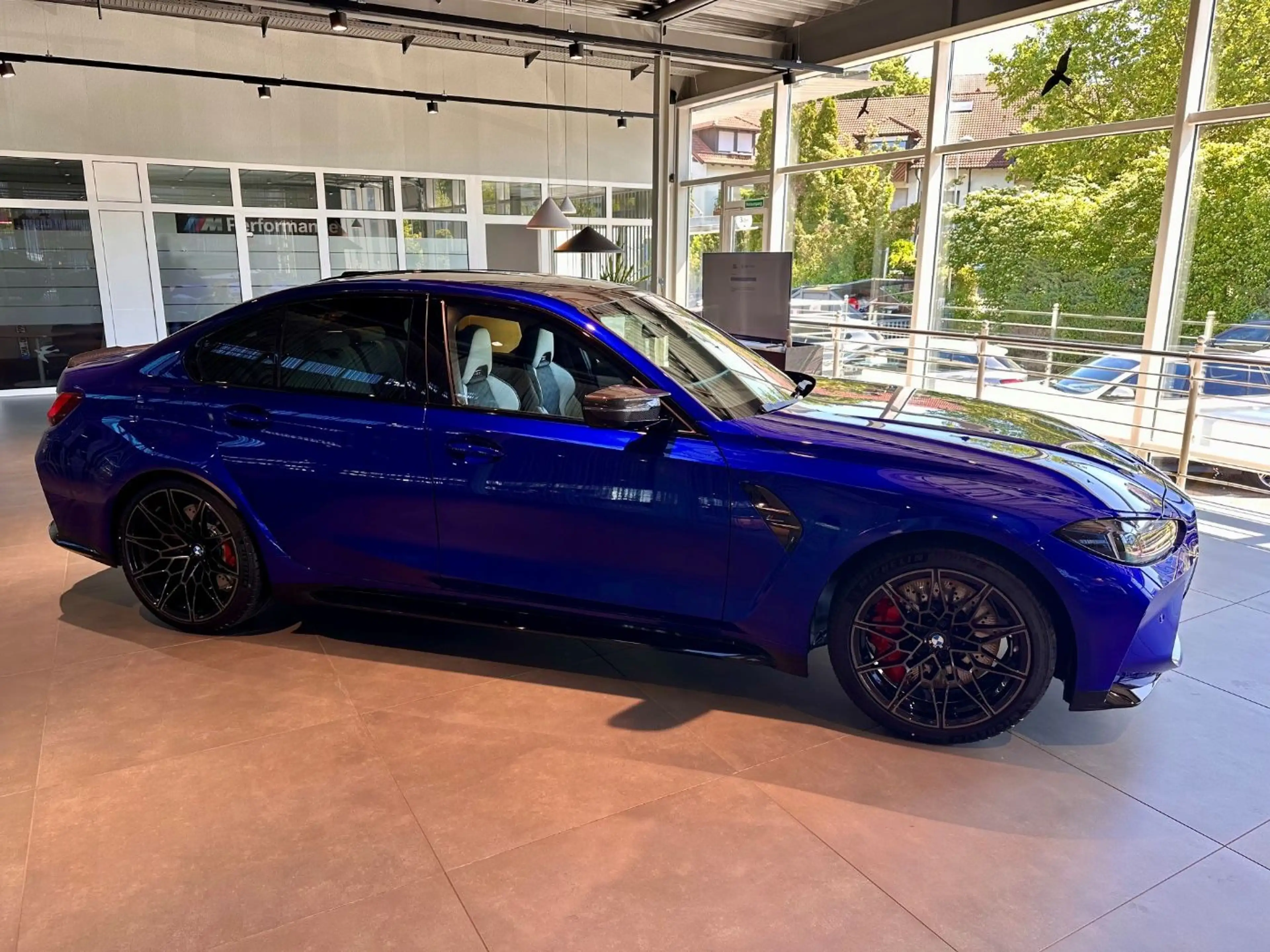 BMW M3 COMPETITION. SAN MARINO BLAU. ULTIMATE PACK. — photo 4