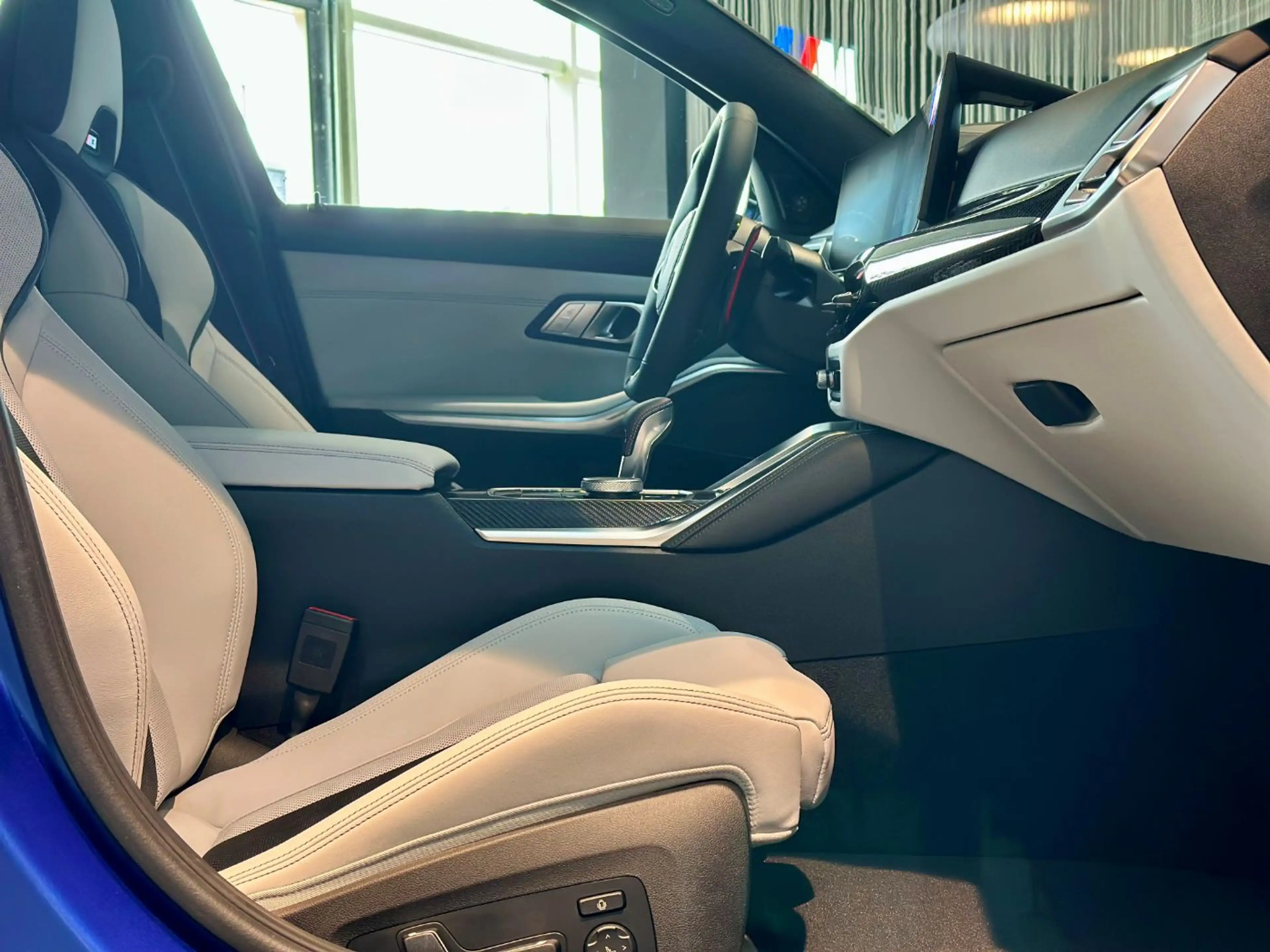 BMW M3 COMPETITION. SAN MARINO BLAU. ULTIMATE PACK. — photo 8