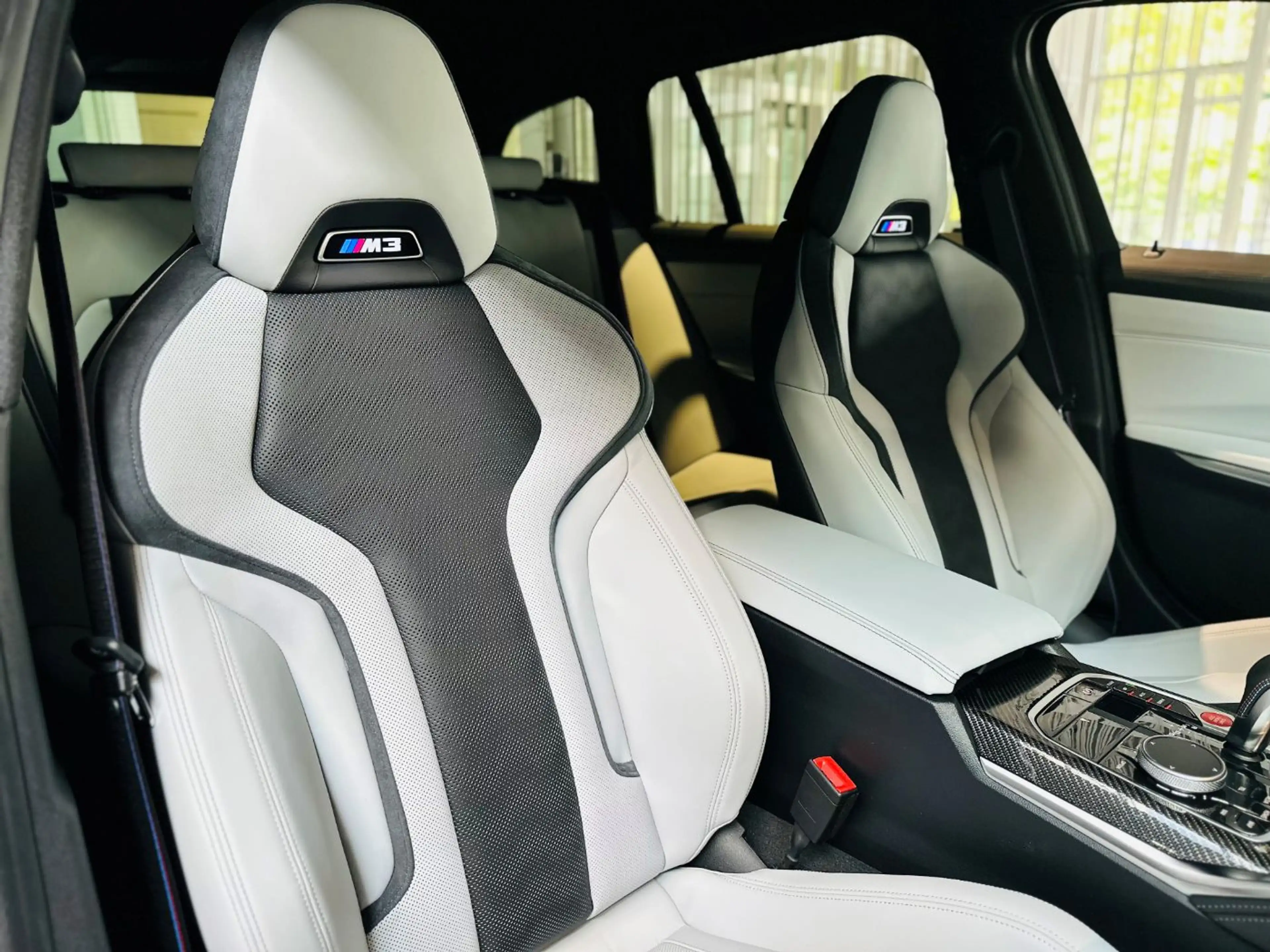 BMW M3 COMPETITION. SAN MARINO BLAU. ULTIMATE PACK. — photo 11
