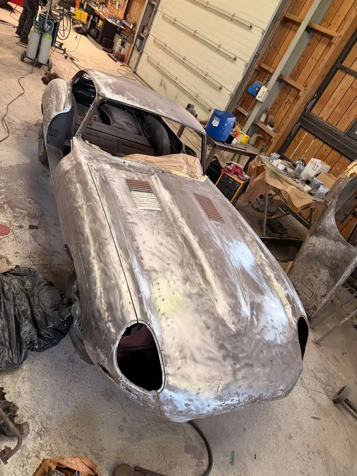Jaguar Type-E Serie 1 3.8 FHC 2 seater - Matching numbers, foto 4
