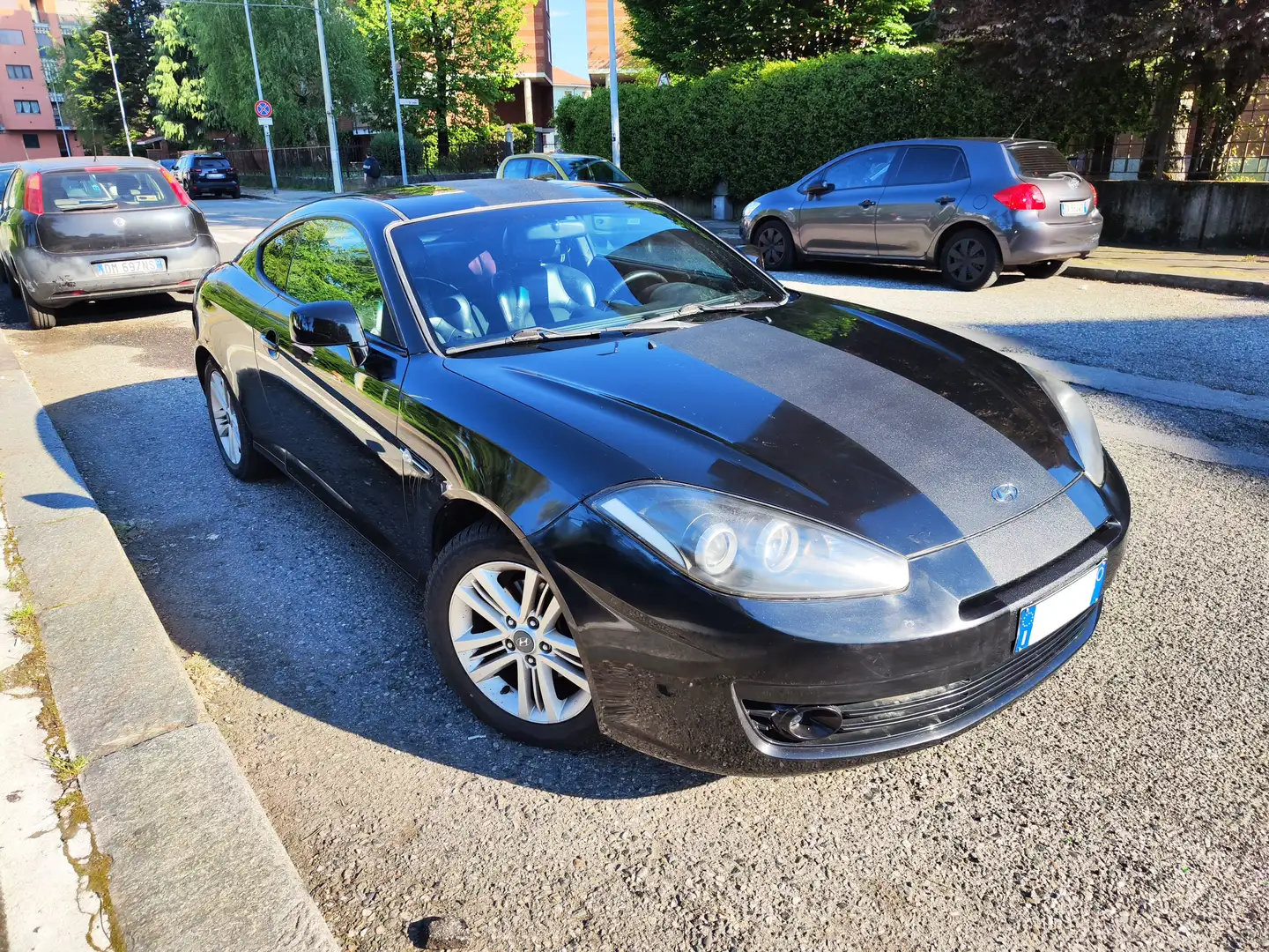 Hyundai Coupe Coupe 2007 1.6 Active SIII Tuscani Tiburon crna - 1