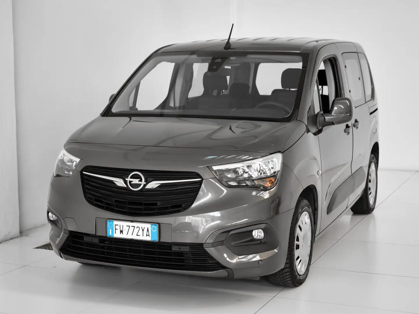 Opel Combo Life 5 POSTI Grau - 2