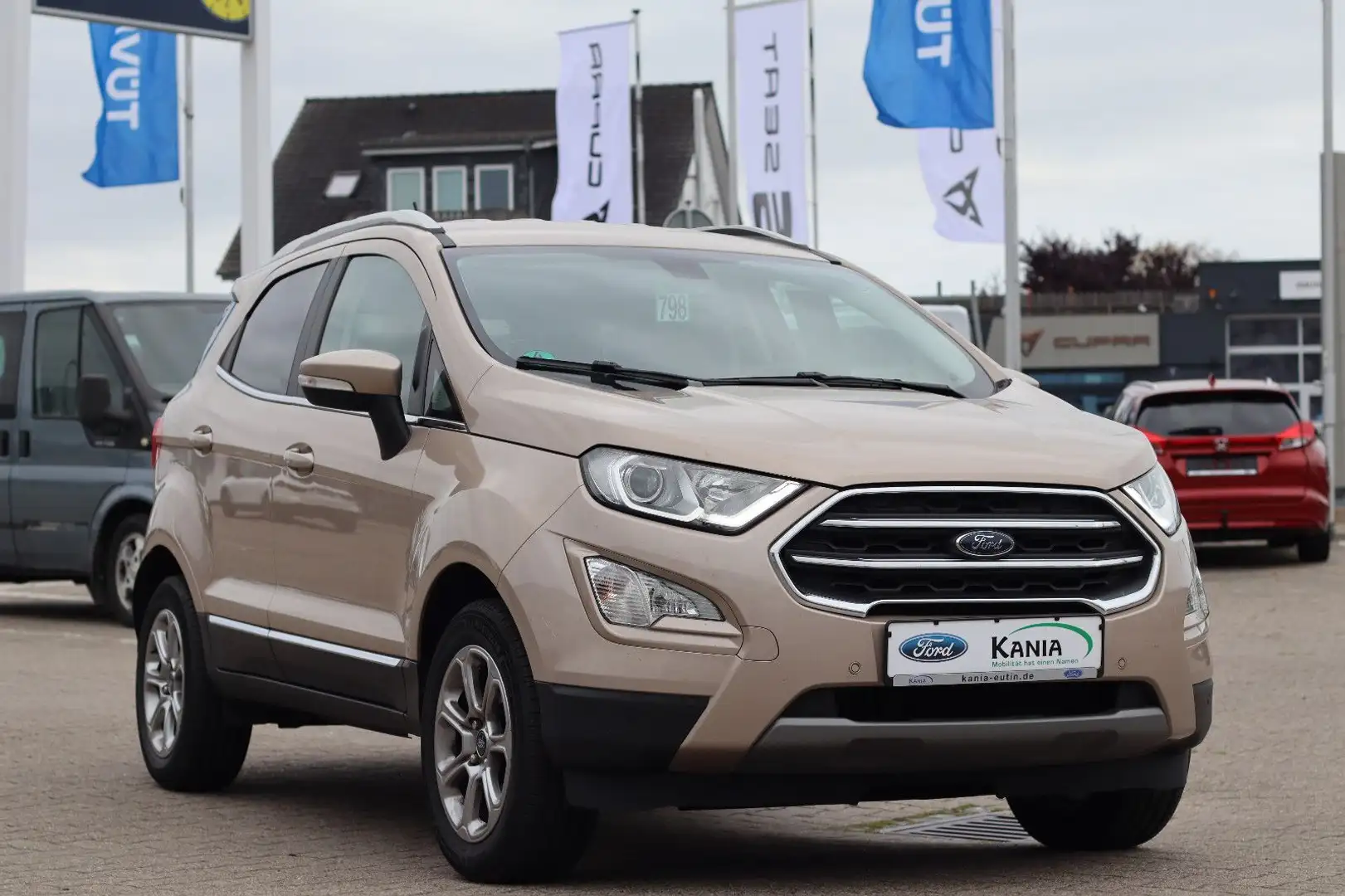 Ford EcoSport Titanium Gold - 1