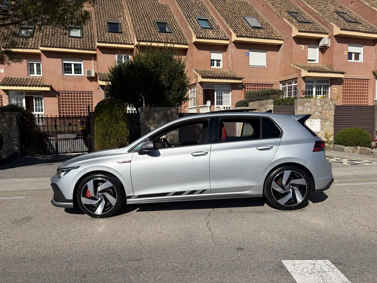 Volkswagen Golf GTI 2.0 TSI Clubsport DSG 221kW - 1