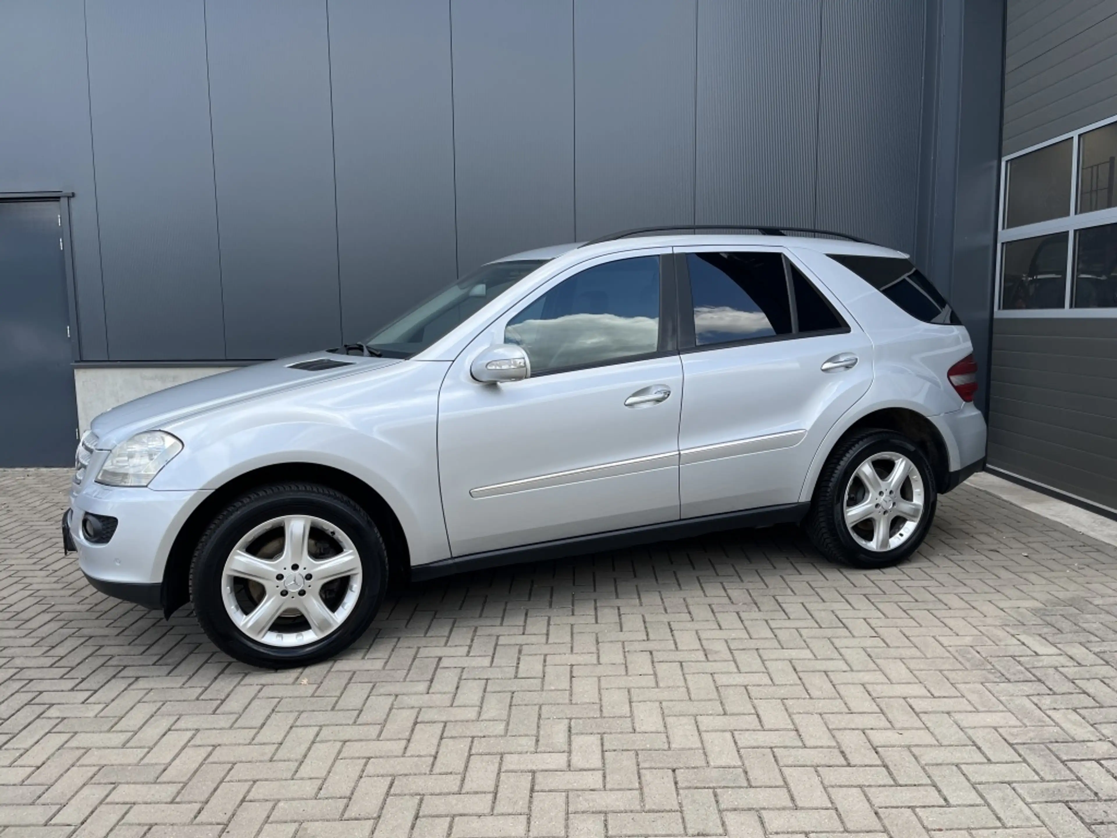 Mercedes-Benz ML 320 M-klasse CDI — photo 2