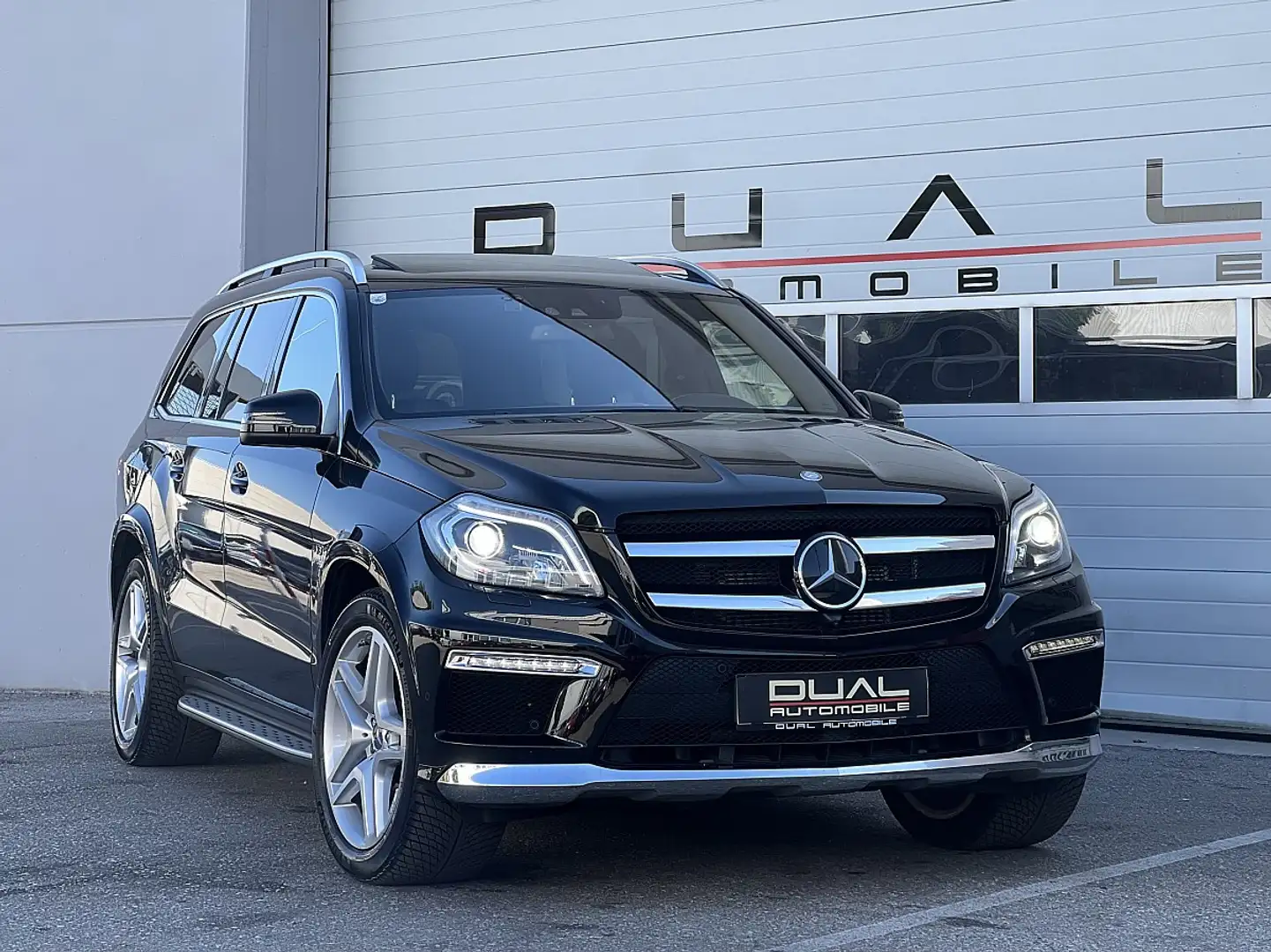 Mercedes-Benz GL 63 AMG 4MATIC Aut.|7SITZER|PANO|DISTRONIC|360 KAMERA Schwarz - 2