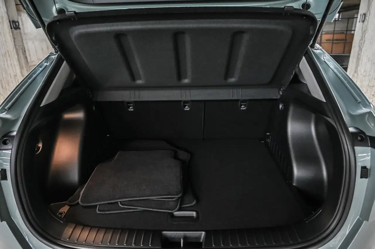 Hyundai KONA снимка Hyundai KONA