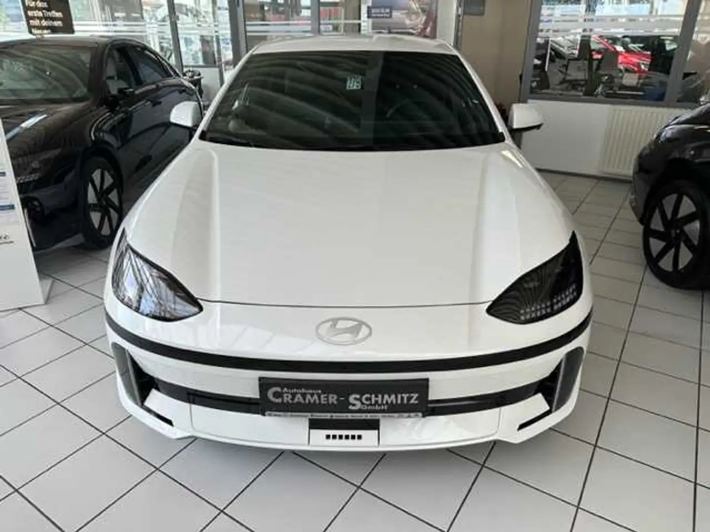 Hyundai IONIQ 6 77,4 kWh 4WD Techniq Park V2L Bose Sitz Weiß - 2