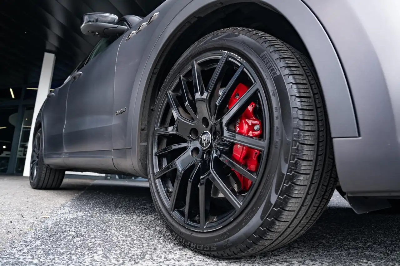 Maserati Levante 2021 — фото 14