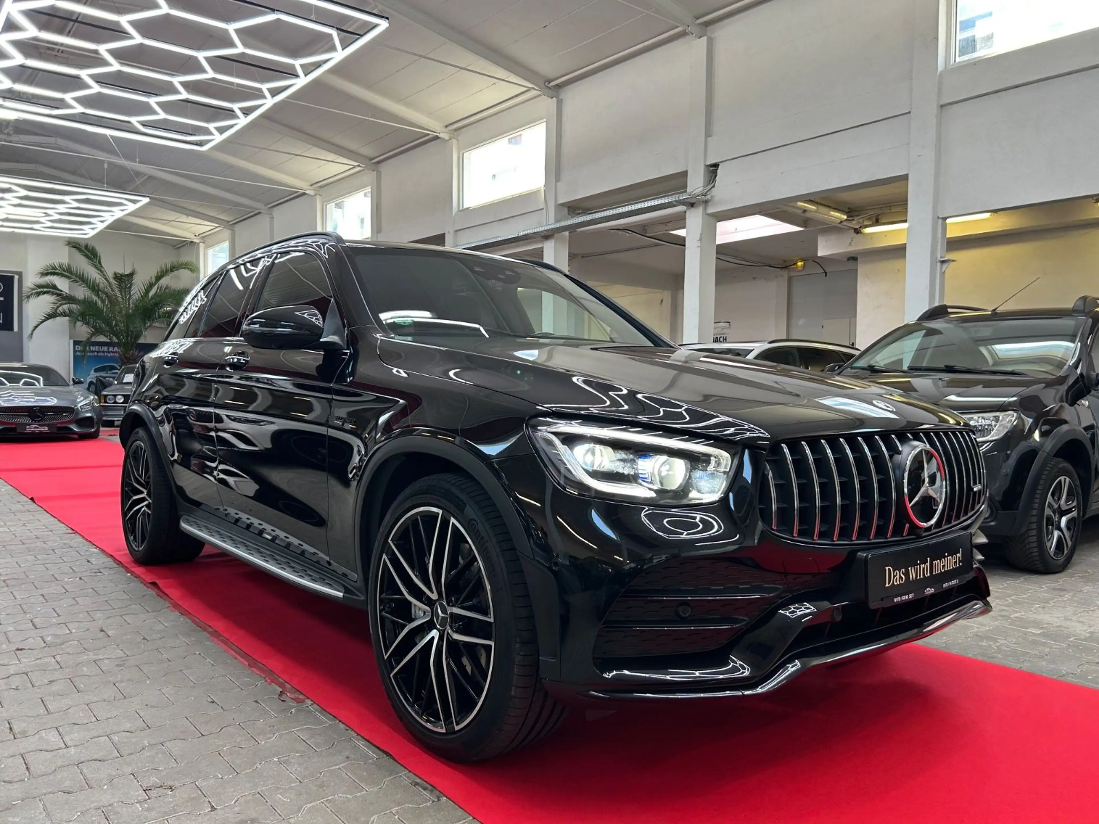 Mercedes-Benz GLC 43 AMG 4Matic*HUD*BURMESTER*360°*AHK*PANO* — photo 3