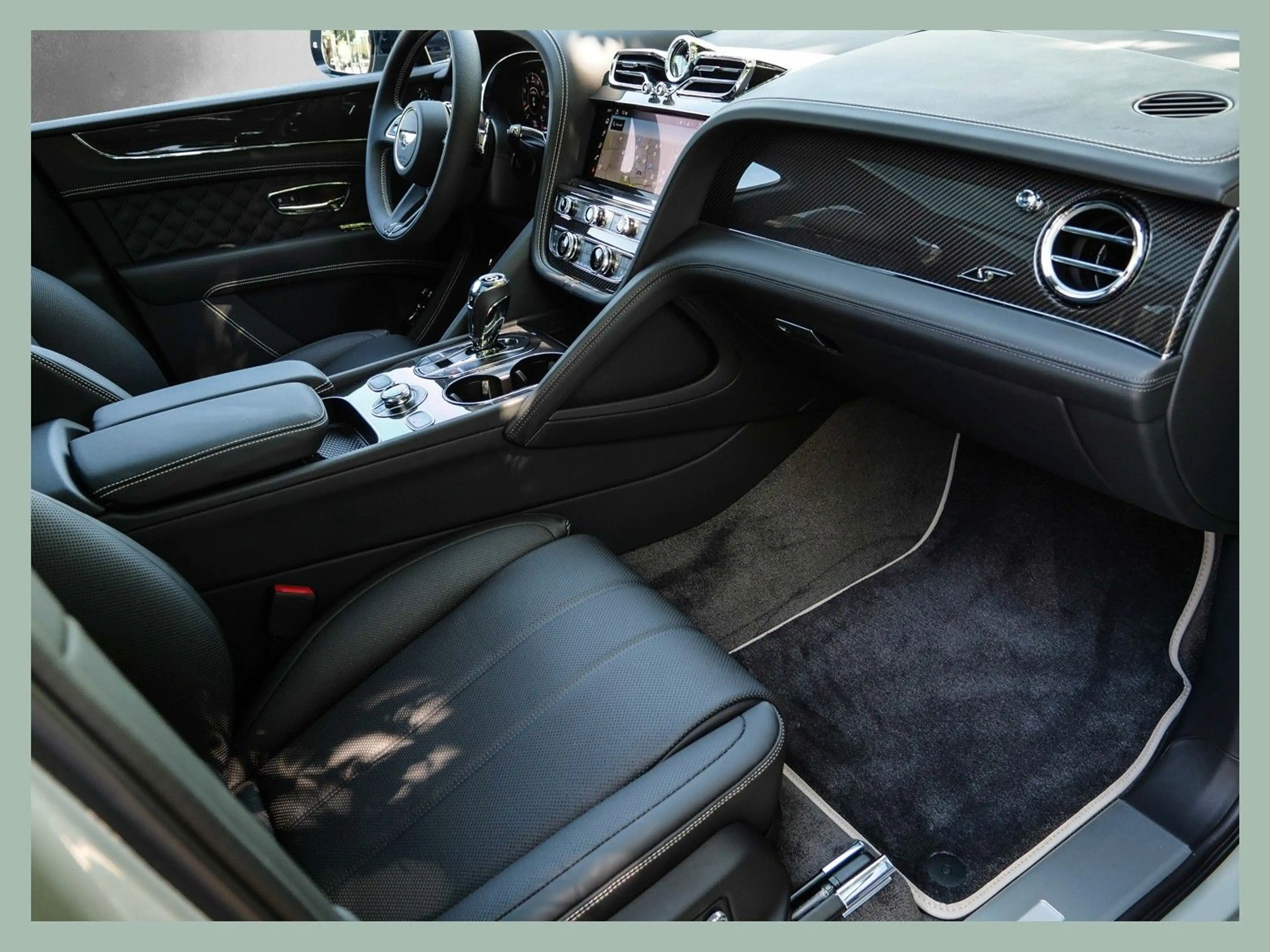 Bentley Bentayga S V8 // BENTLEY DÜSSELDORF — photo 10