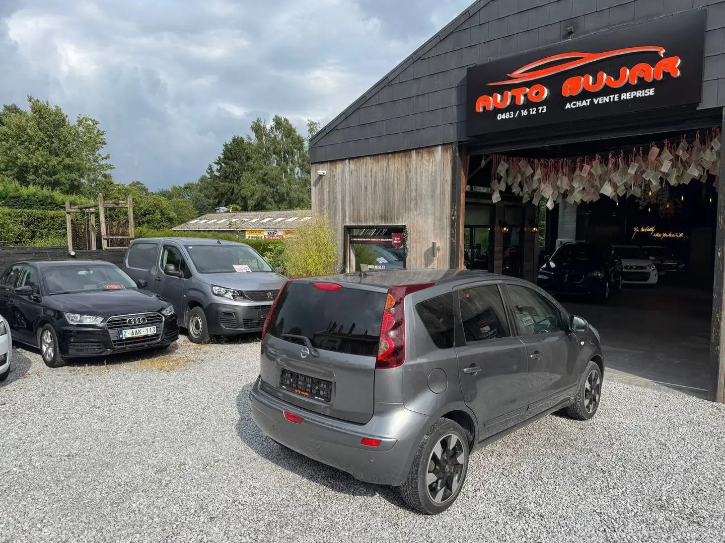 Nissan Note Note 1.4i *GPS / AIRCO / RADAR DE RECUL / GARANTIE Gris - 2