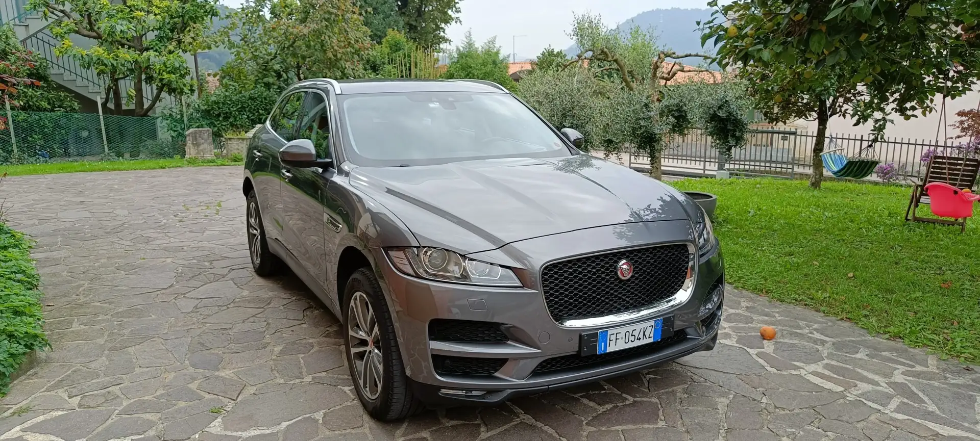 Jaguar F-Pace 2.0d Prestige AWD 180cv auto - 1