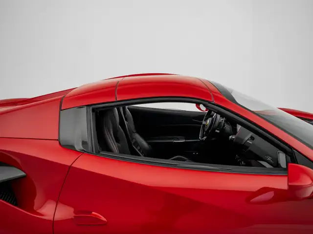 Ferrari 488 view 27