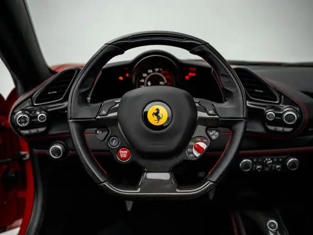 Ferrari 488 view 20