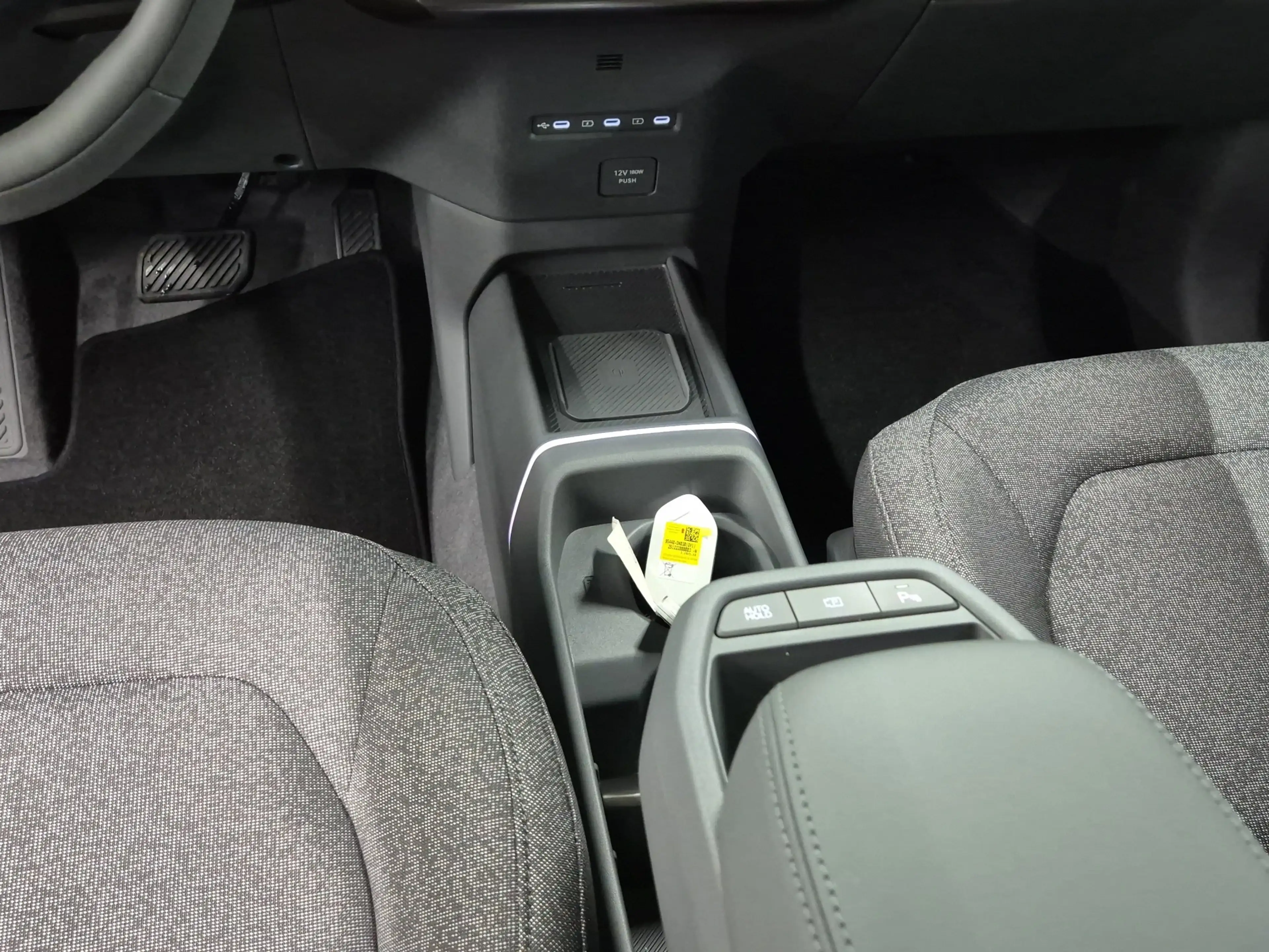 Kia EV2 Earth 42.2 kWh Sports Utility Vehicle. 108 kW. 5-t — photo 14