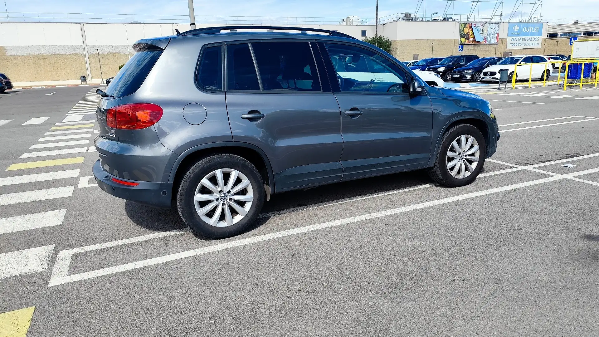 Volkswagen Tiguan 2.0TDI BMT Cross 4x2 110 - 2