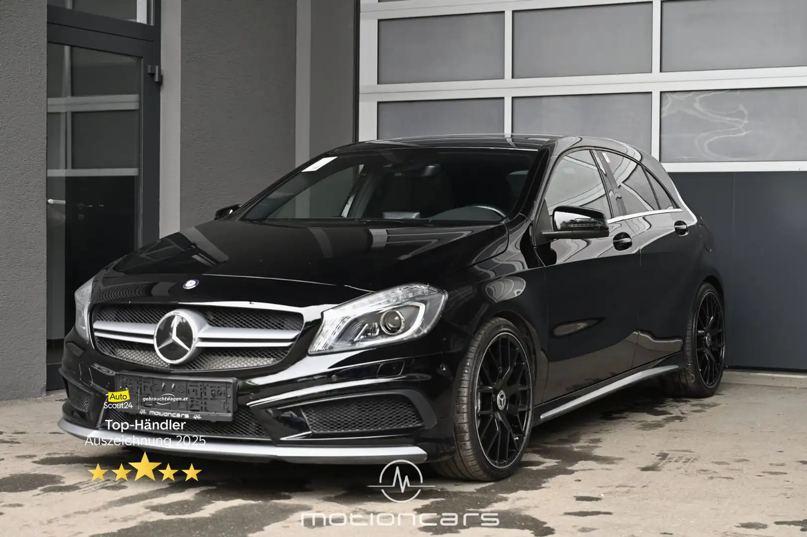 Mercedes-Benz A 45 AMG 4-Matic Pickerl NEU Schwarz - 1