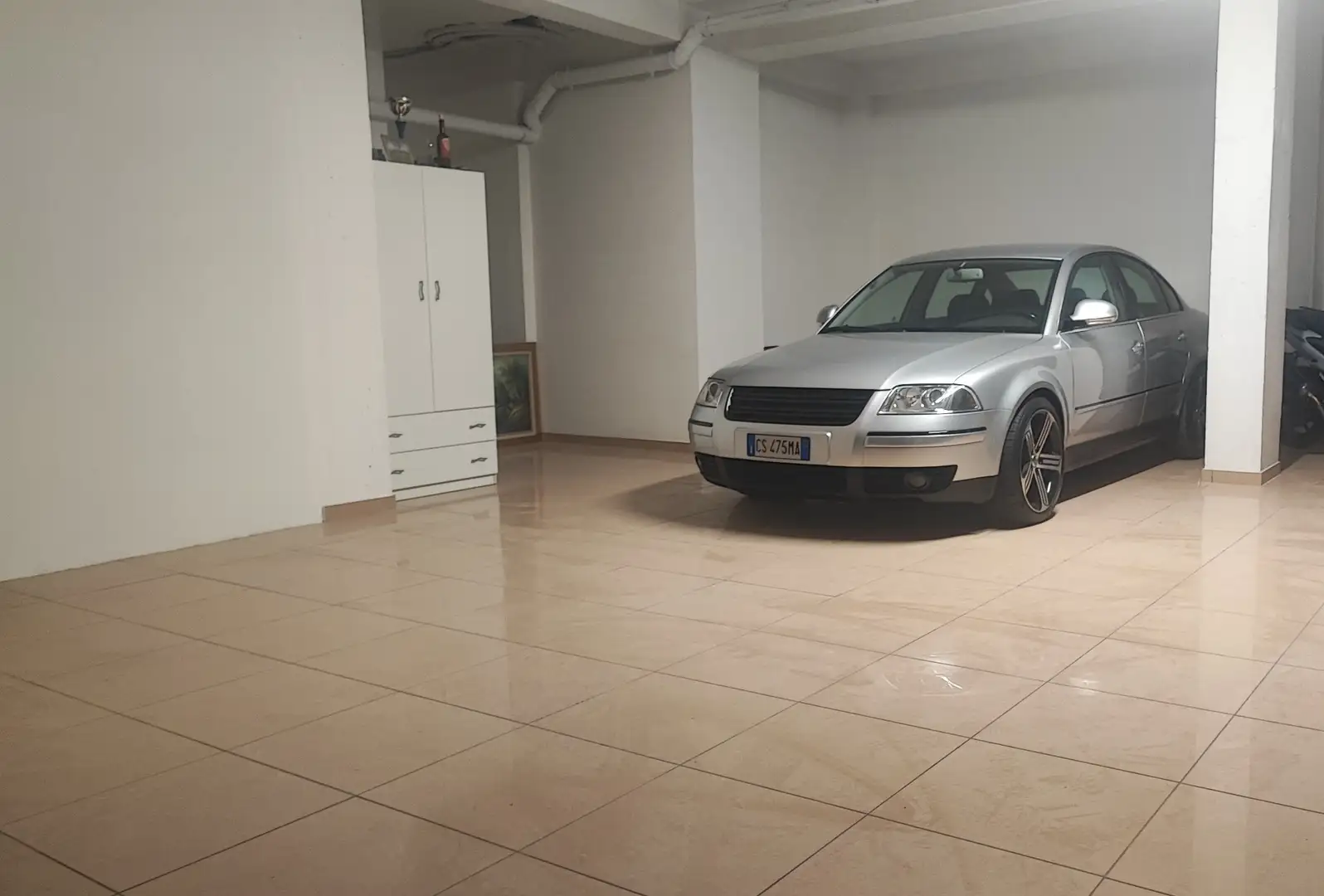 Volkswagen Passat 1.9 tdi Highline 130cv - 1