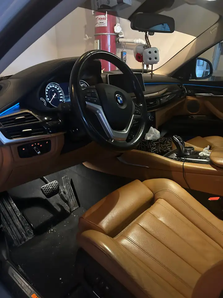 BMW X6 снимка BMW X6