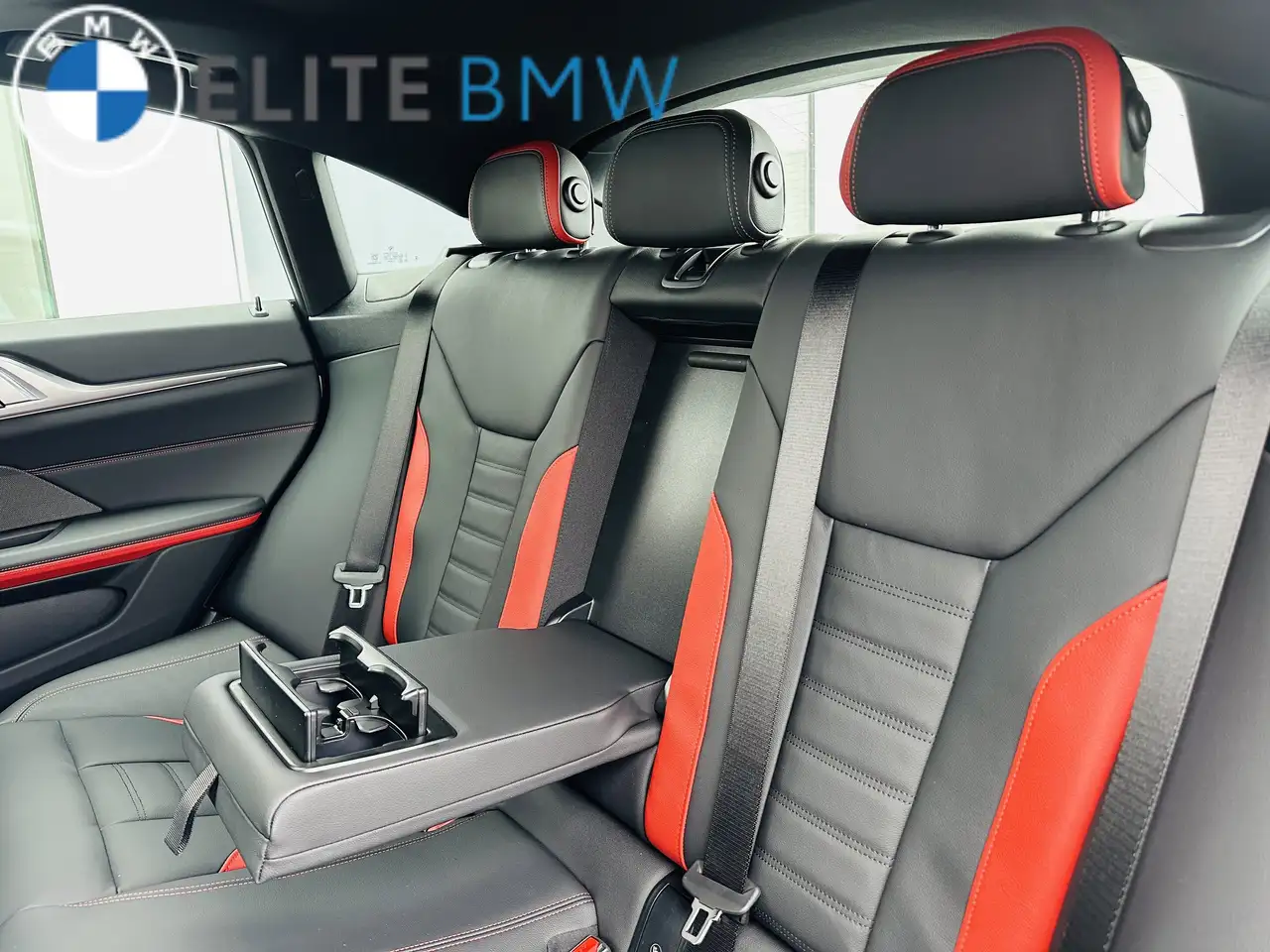 BMW 4 Series снимка BMW 4 Series