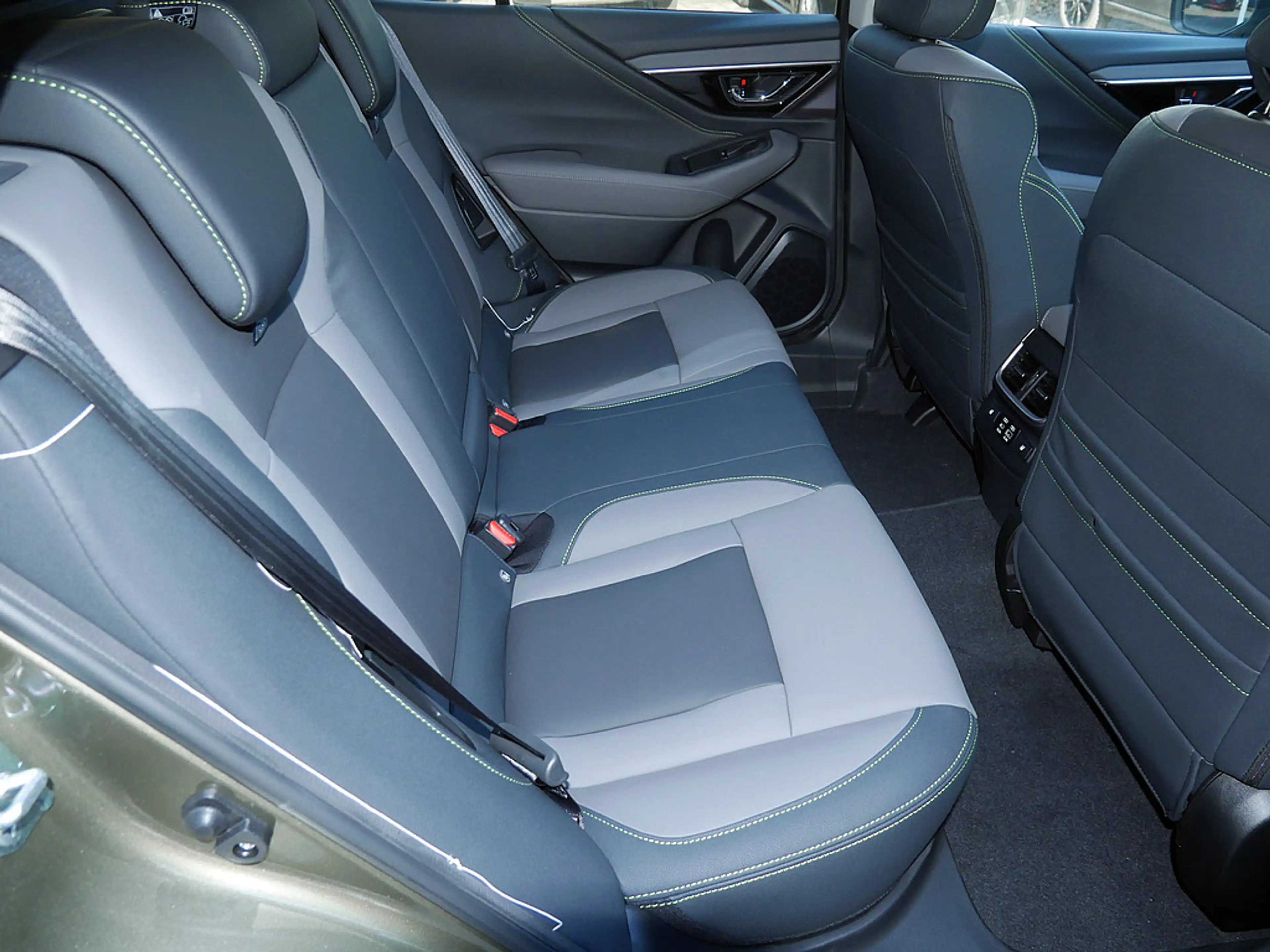 Subaru OUTBACK 2.5i Exclusive Cross SHZ NAVI ACC LED — photo 10