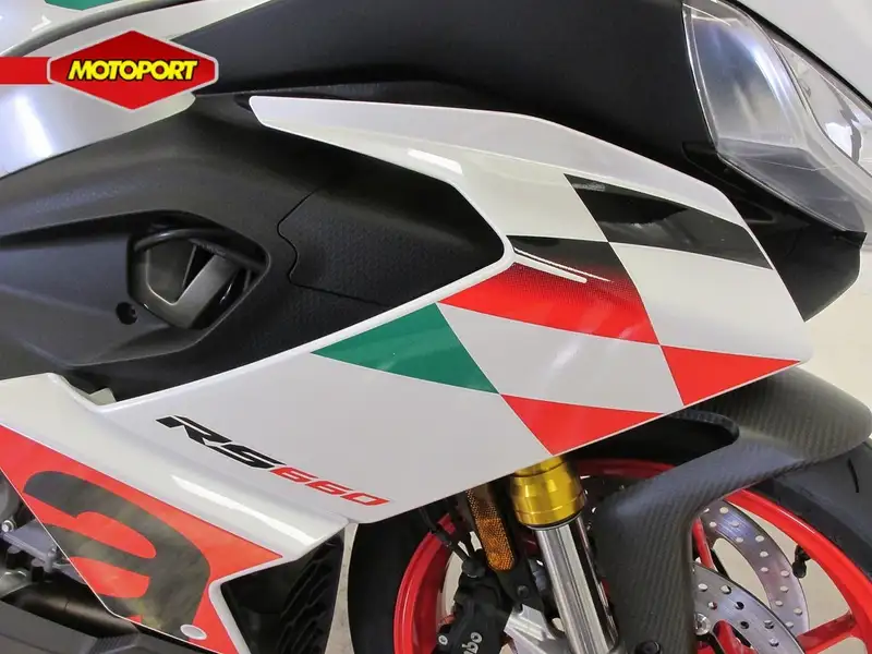 Aprilia RS 660 - foto 8