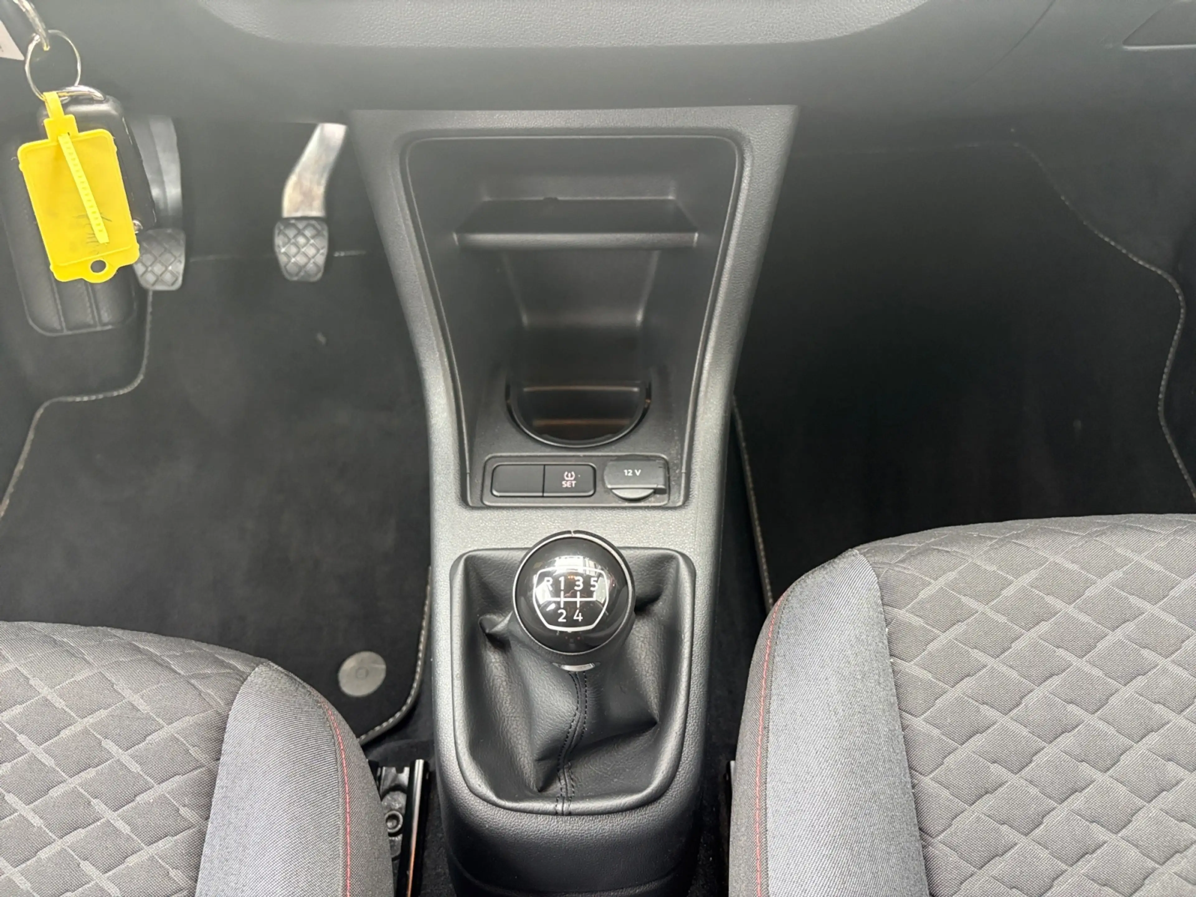 Volkswagen up! 1.0 TSI join up! — photo 15
