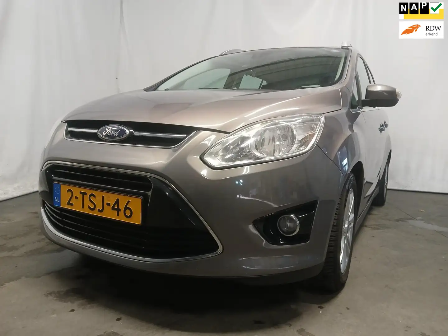 Ford Grand C-Max 1.0 Titanium - Koppakking Defect - Rookt Bruin - 1