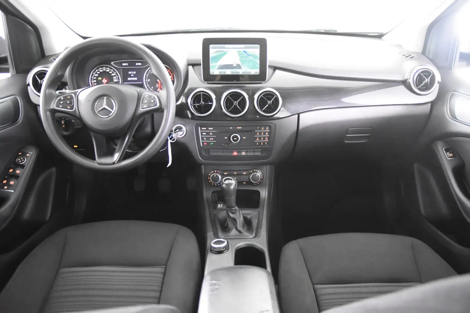 Mercedes-Benz B 180 d *2e Eigenaar*Navigatie*Camera* Zwart - 2