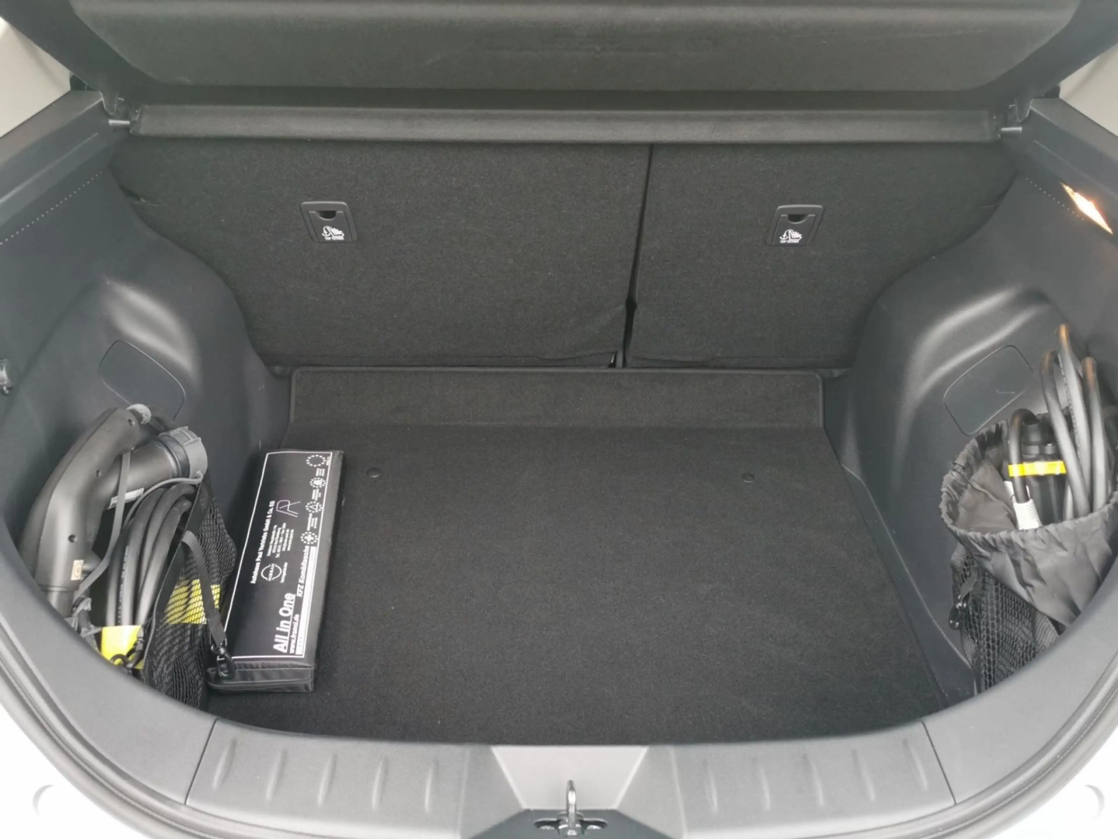 Nissan Leaf 40kWh N-Connecta, 360°, Navi, Winter, LED — photo 13