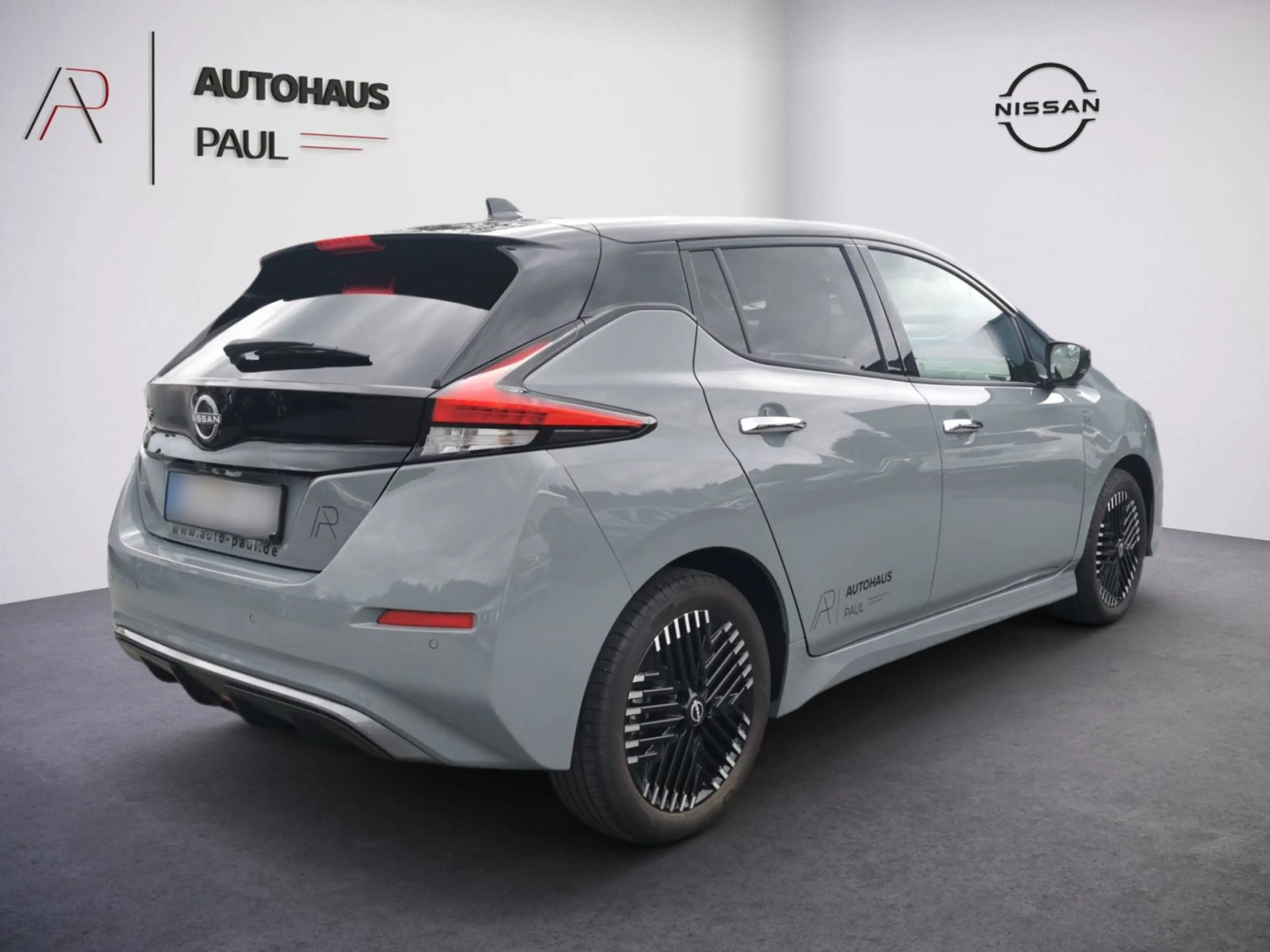 Nissan Leaf 40kWh N-Connecta, 360°, Navi, Winter, LED — photo 4